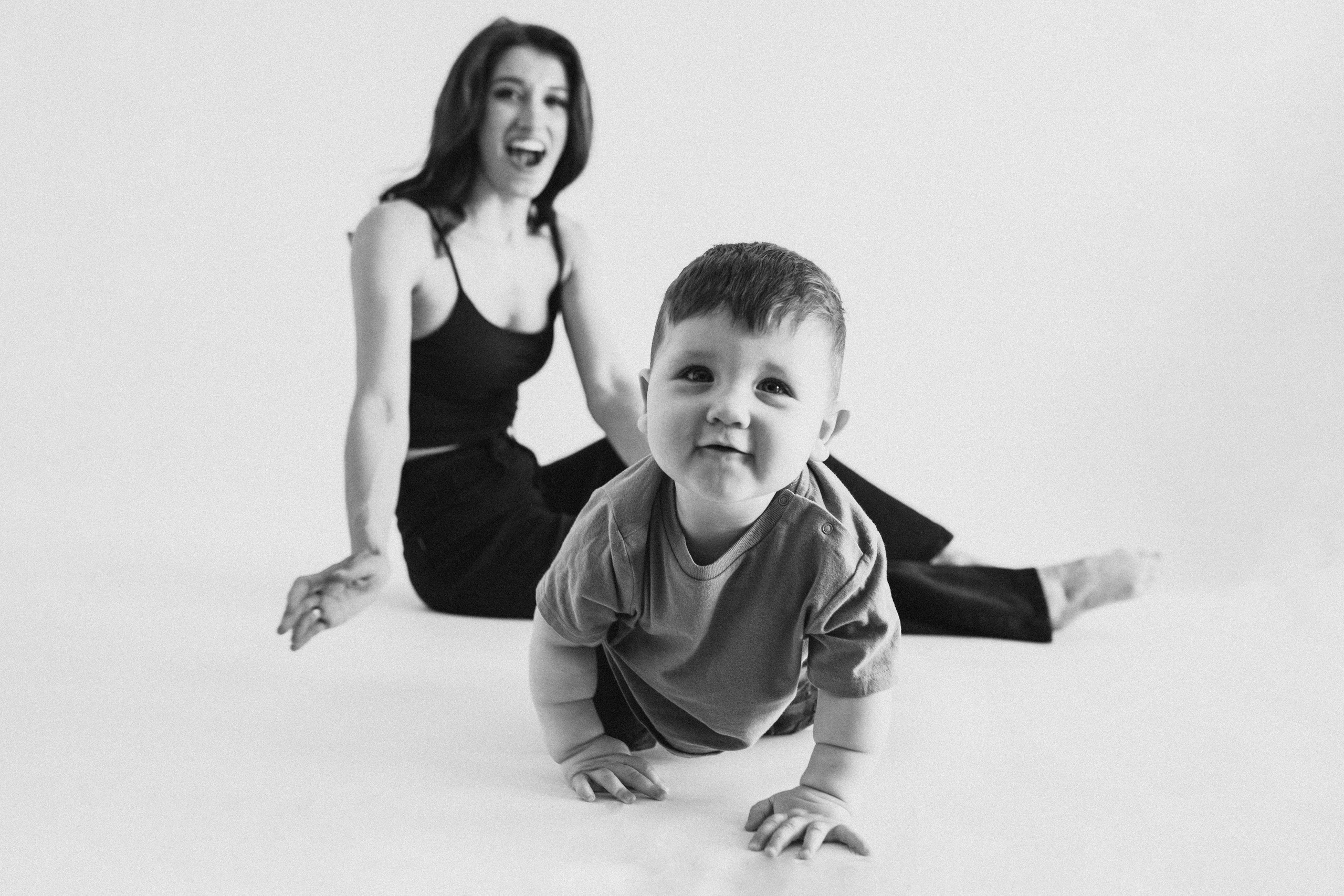 Семейная фотосессия Димы Юли и Левушки. Фотограф новорожденных, детей и беременности г. Волгодонск Дарья Илькова