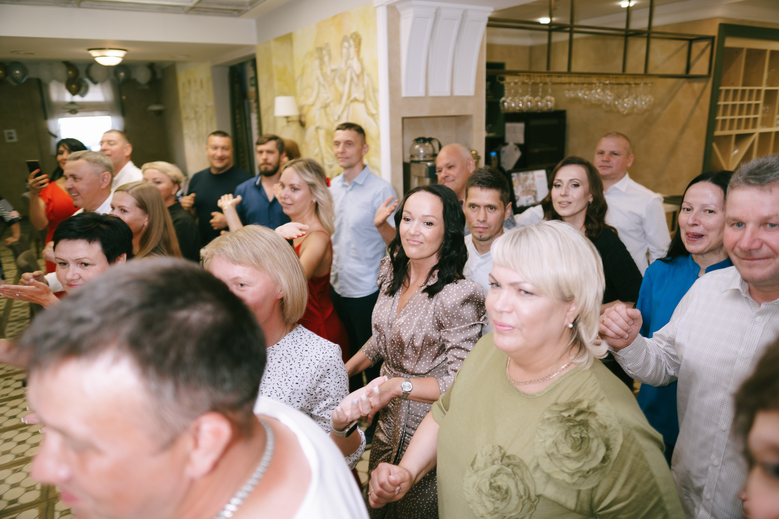 Выпускной школа 33. Свадебный и репортажной фотограф Денис Ожигин в Краснодаре и Краснодарском крае