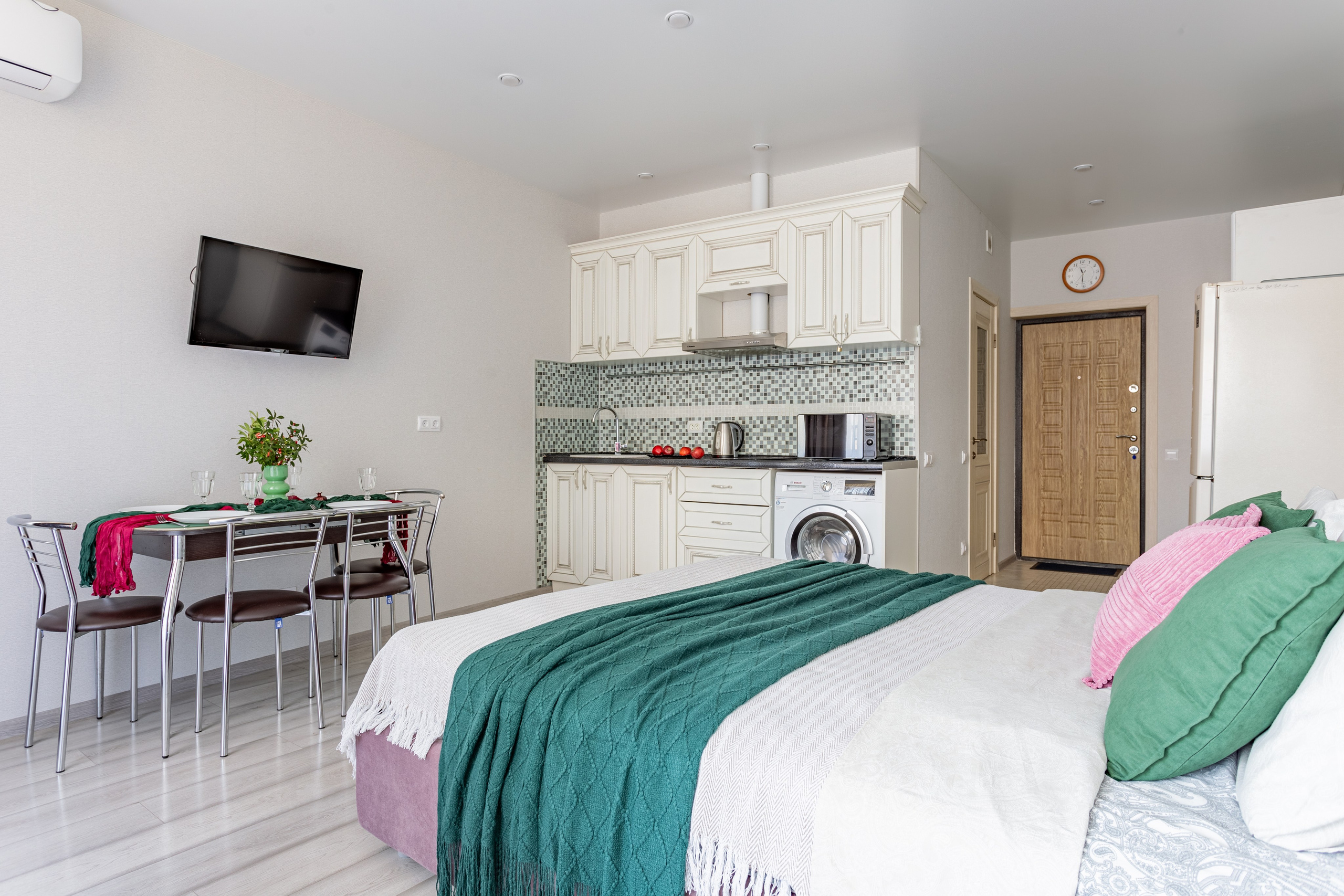 Хоумстейджинг в студии под посуточную аренду. Интерьерный фотограф. Хоумстейджер. Сочи/Адлер/Красная поляна