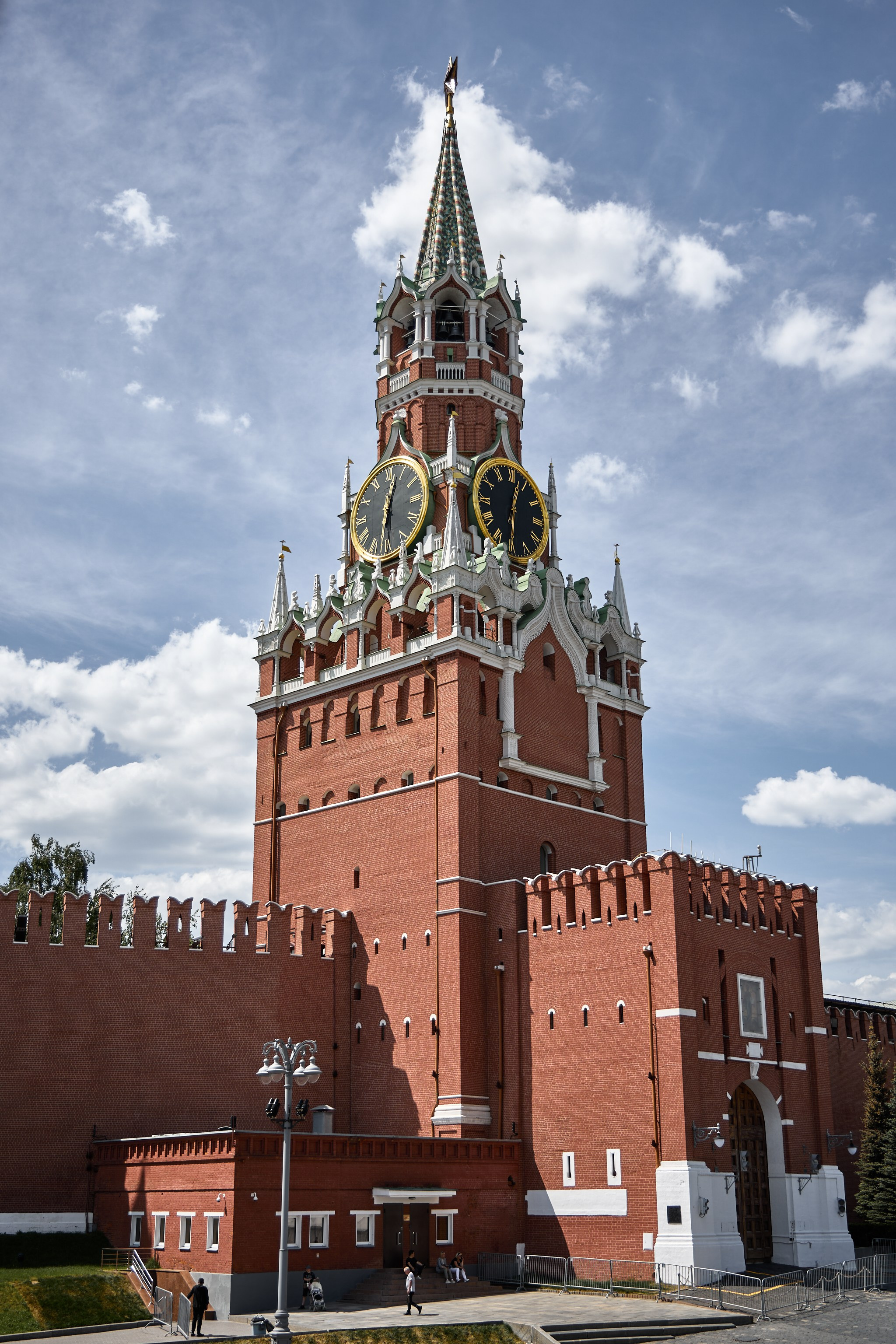 Стрит / Архитектура / Путешествия. Портретный, интерьерный и фуд фотограф в Перми Иван Вострецов