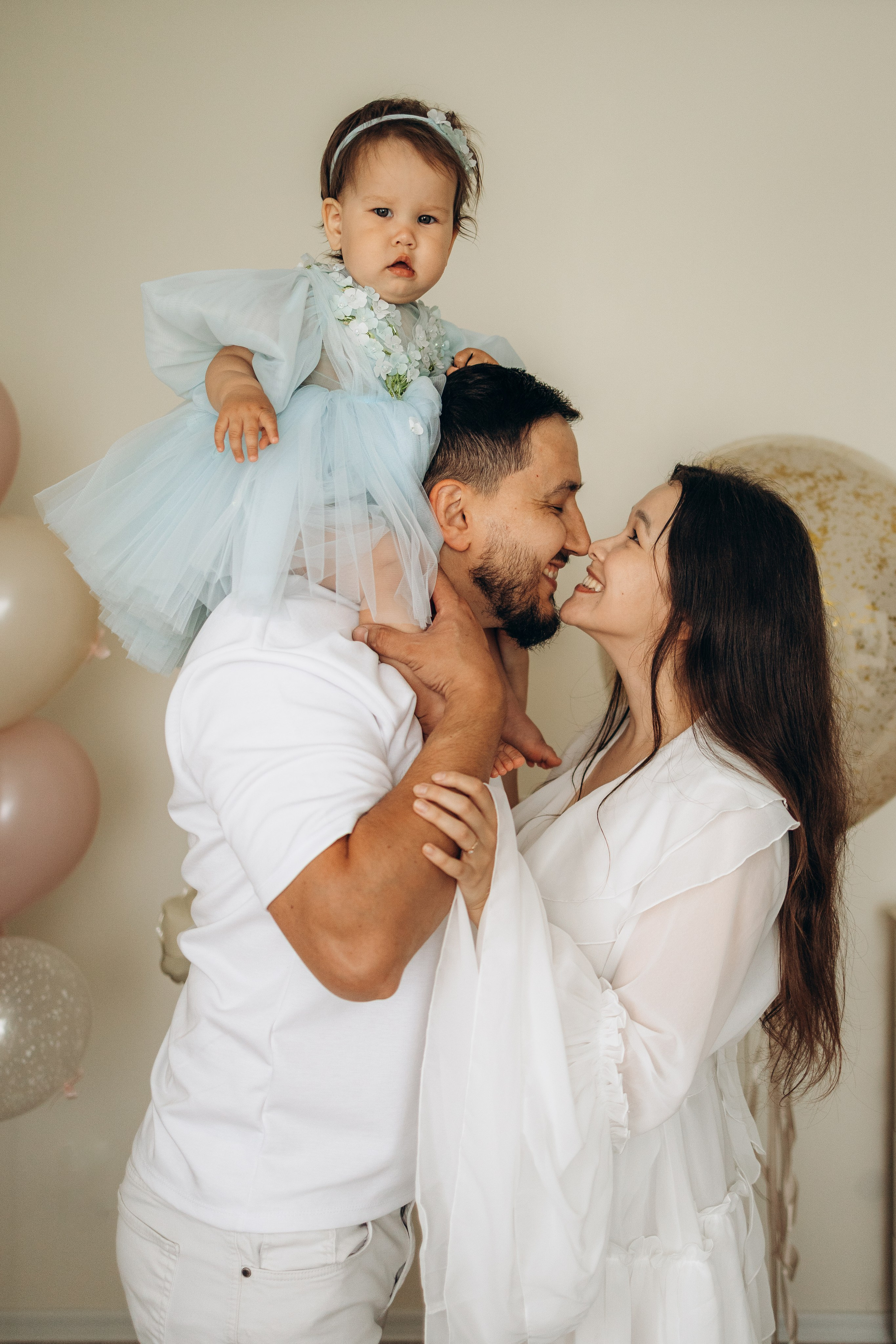 Айяне 1 годик. Семейный фотограф новорожденных УФА Гульнара Зиновьева