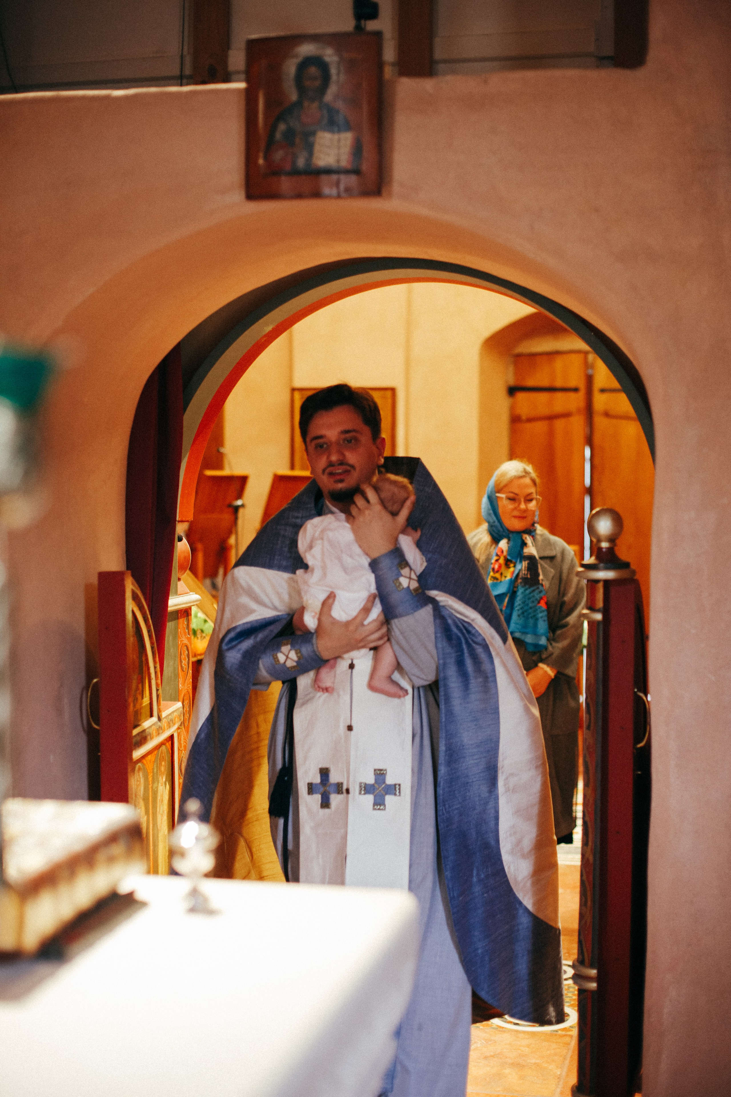 Крещение в храме Антипы, стиль «Kodachrome 64». Фотограф на крещение/венчание