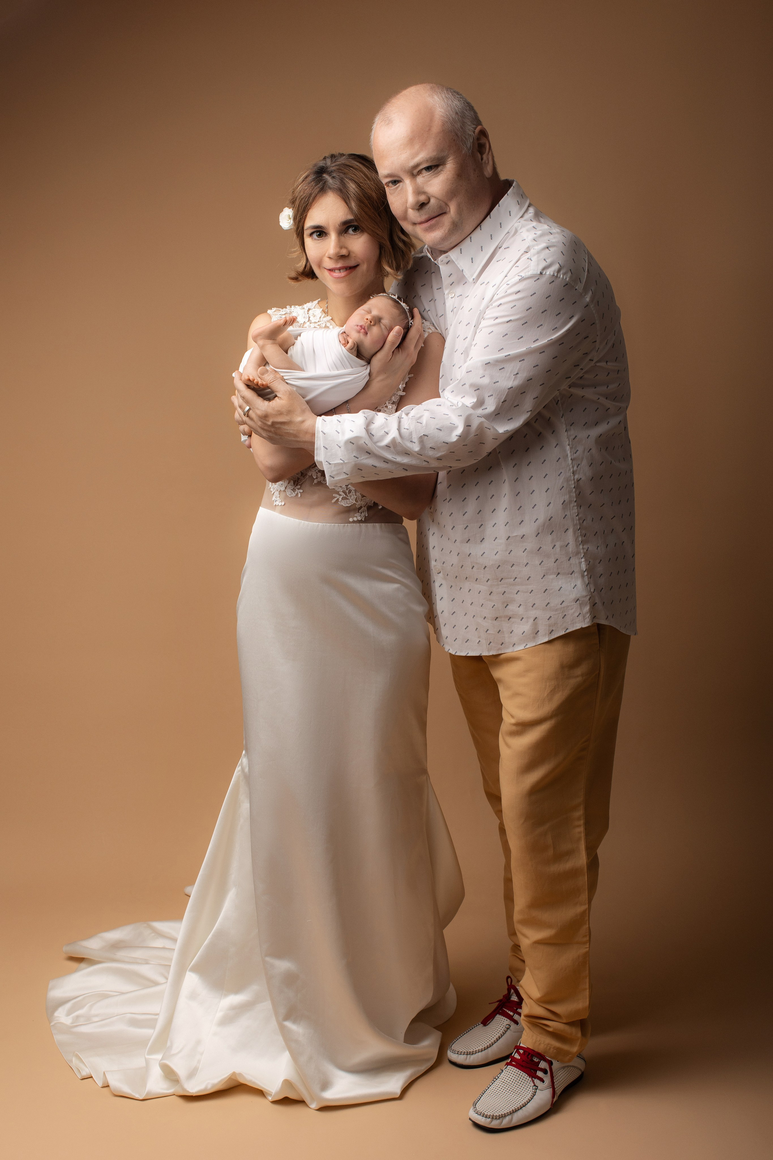 Кадры с родителями. Фотограф новорожденных, семейный фотограф в Санкт-Петербурге