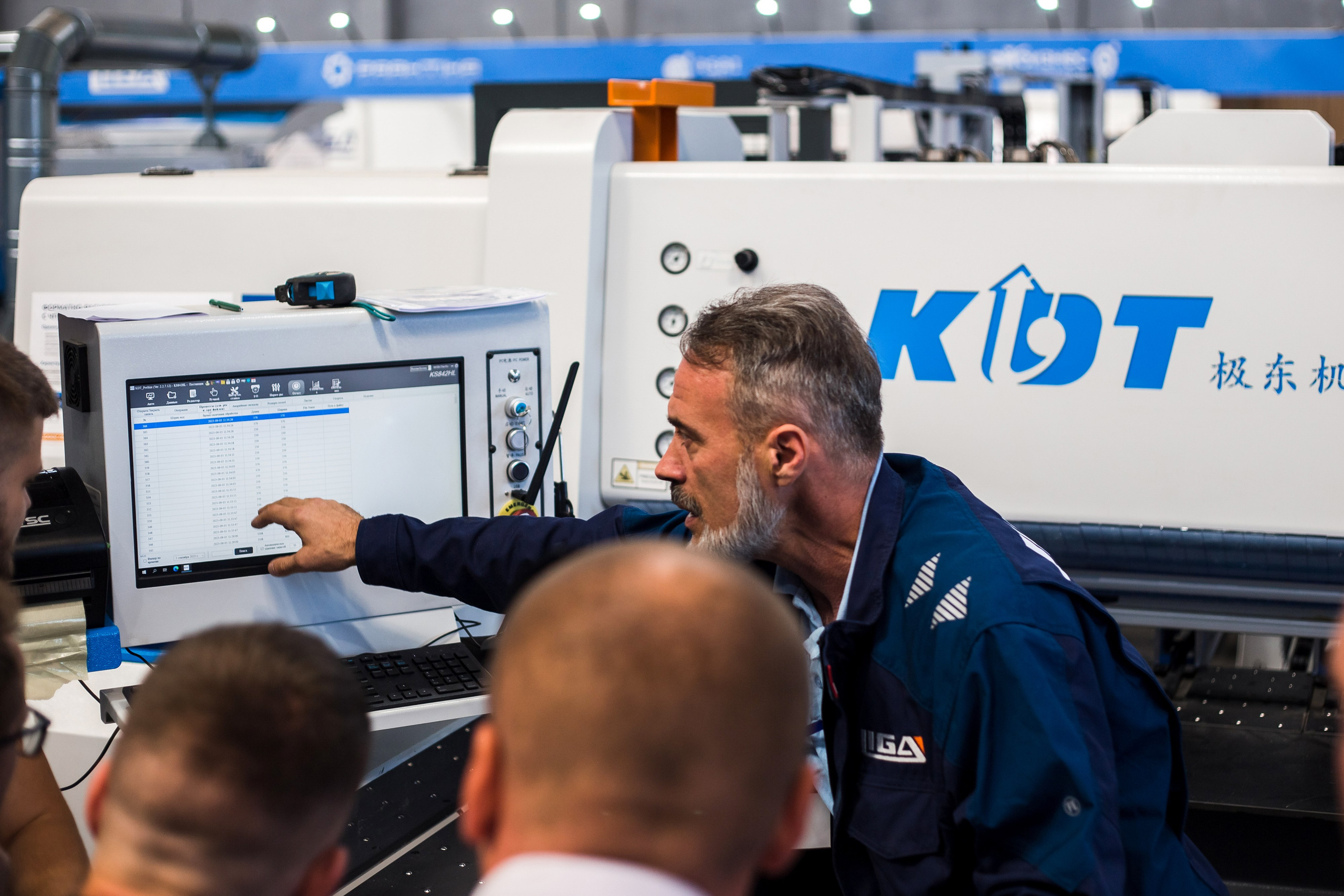 Выставка ТЕСТ-ДРАЙВ.МЕБЕЛЬНОЕ ПРОИЗВОДСТВО И ДЕРЕВООБРАБОТКА. БРЯНСК 2023. Портретный, семейный, свадебный фотограф в Брянске Маргарита Василькова