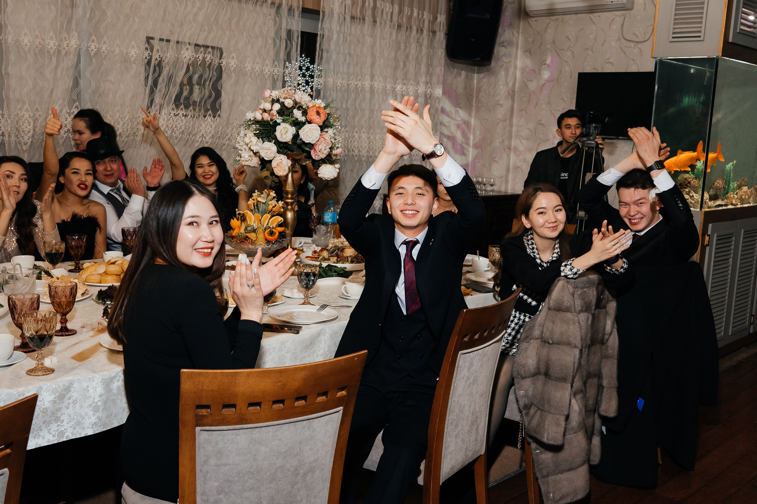 ARONAKS CORPARATE PARTY