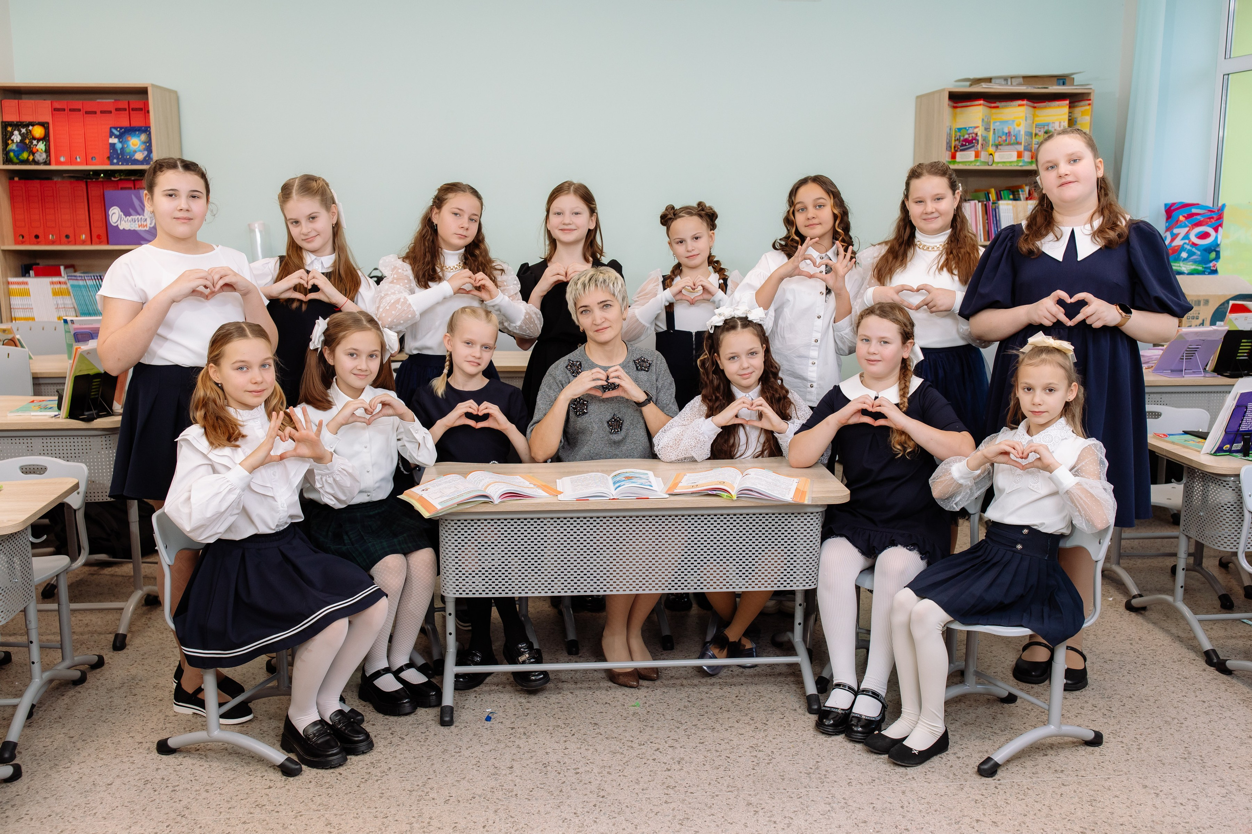 Школа 4 класс. Выпускные альбомы Чехов