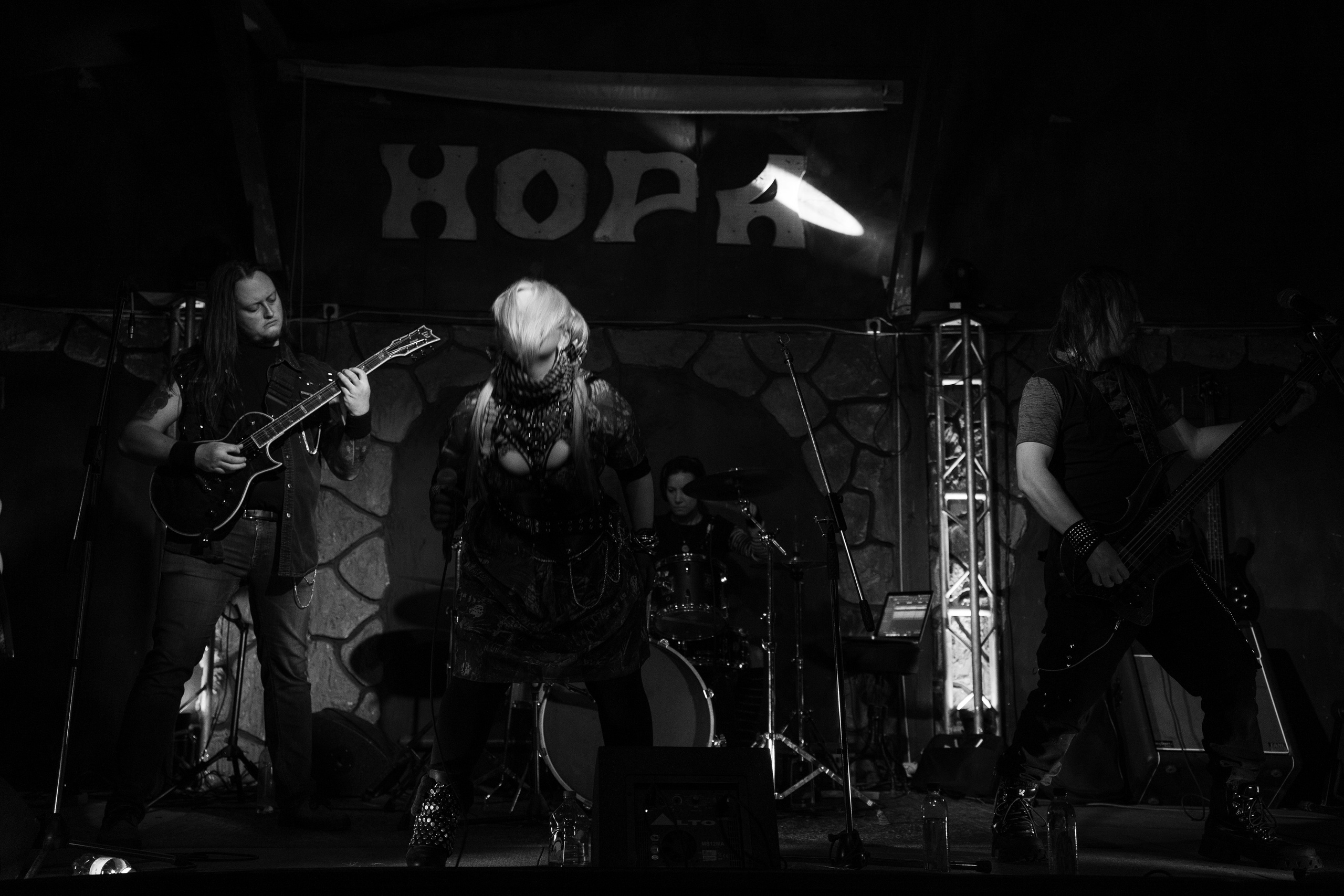 Ночь На Земле|Нора, Псков. Концертный и репортажный фотограф в Санкт-Петербурге Слава Пахомов