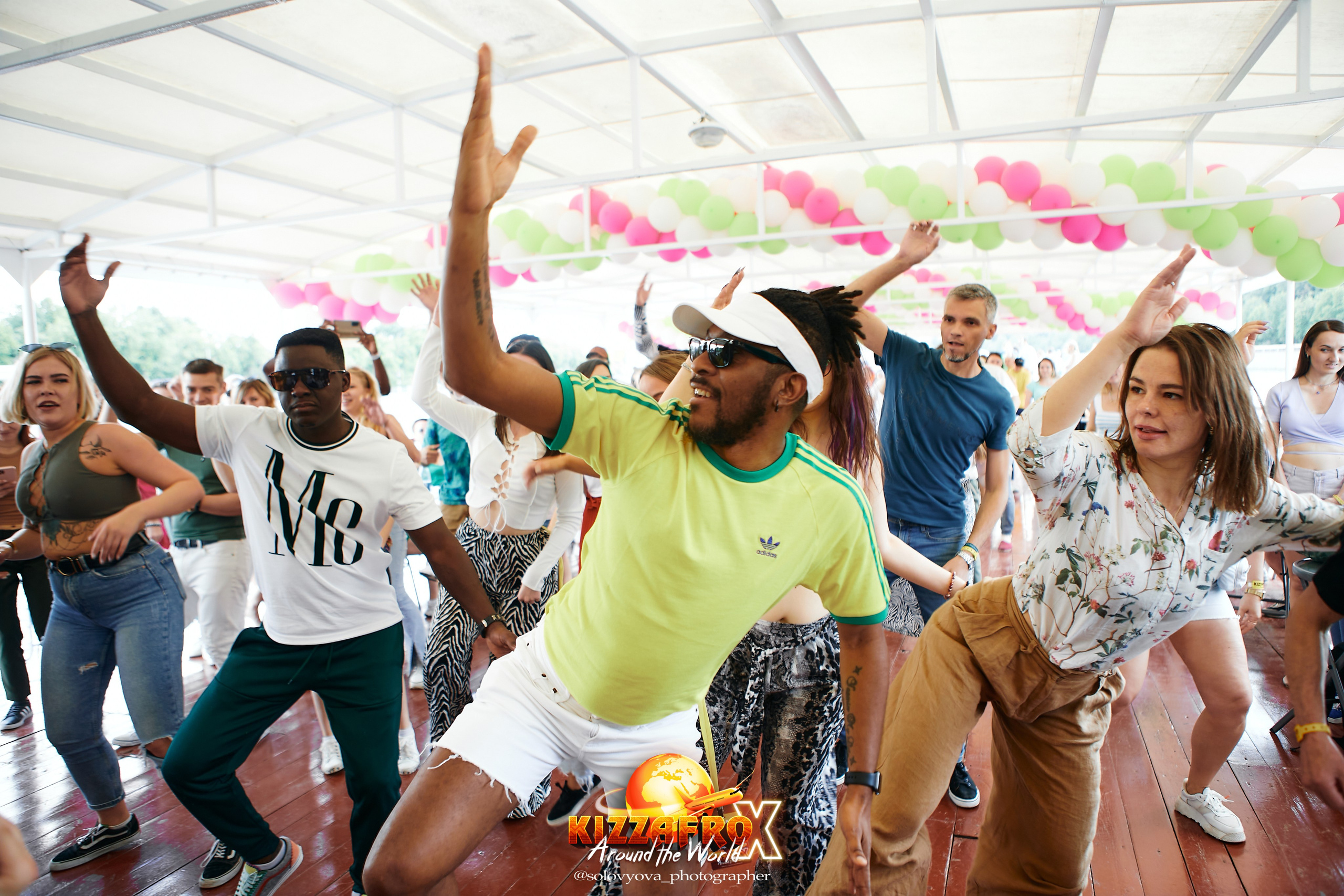 Boat party. Свадебный фотограф
