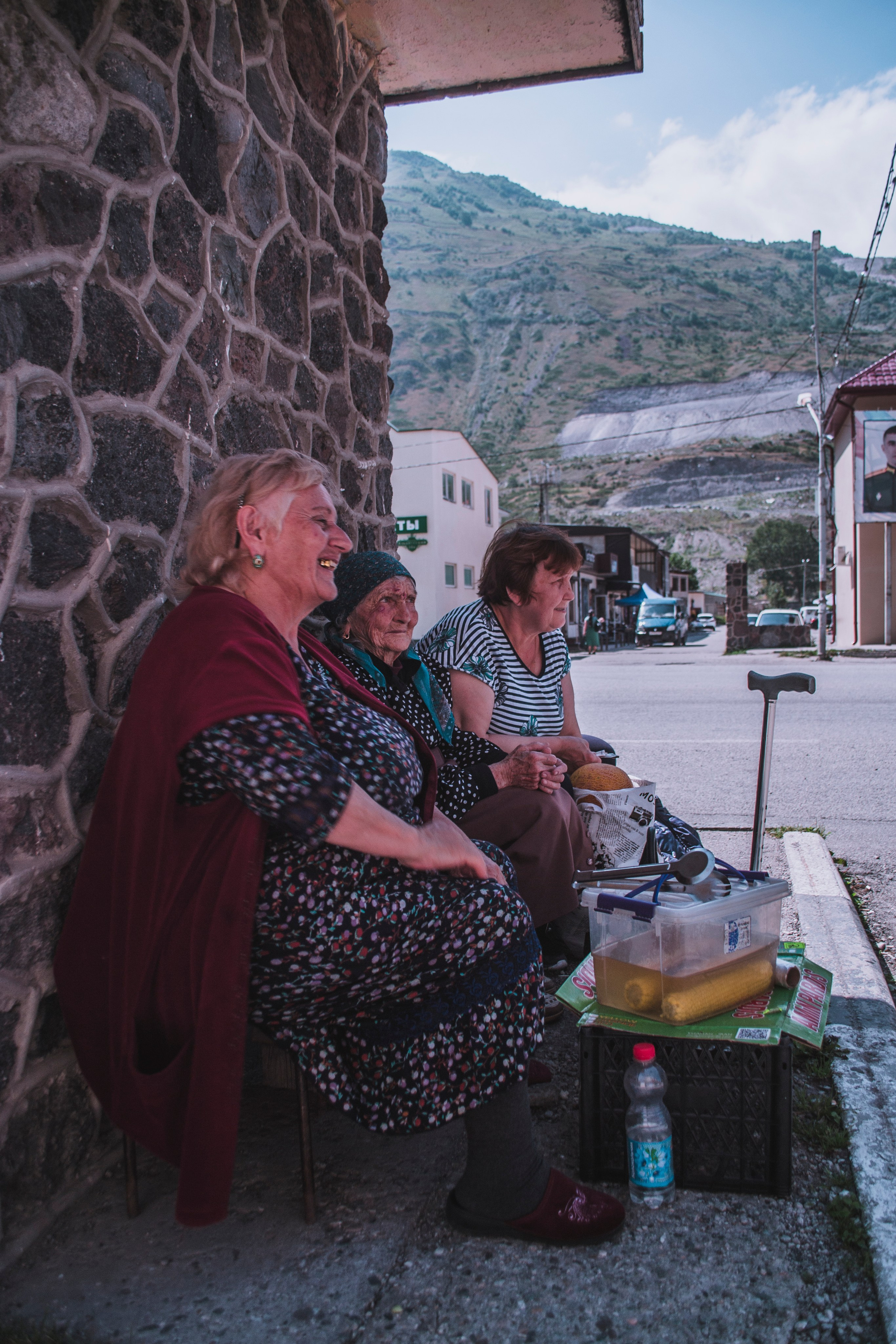 На улицах Приэльбрусья. Фотограф Настя | Экспедиции и лайфстайл