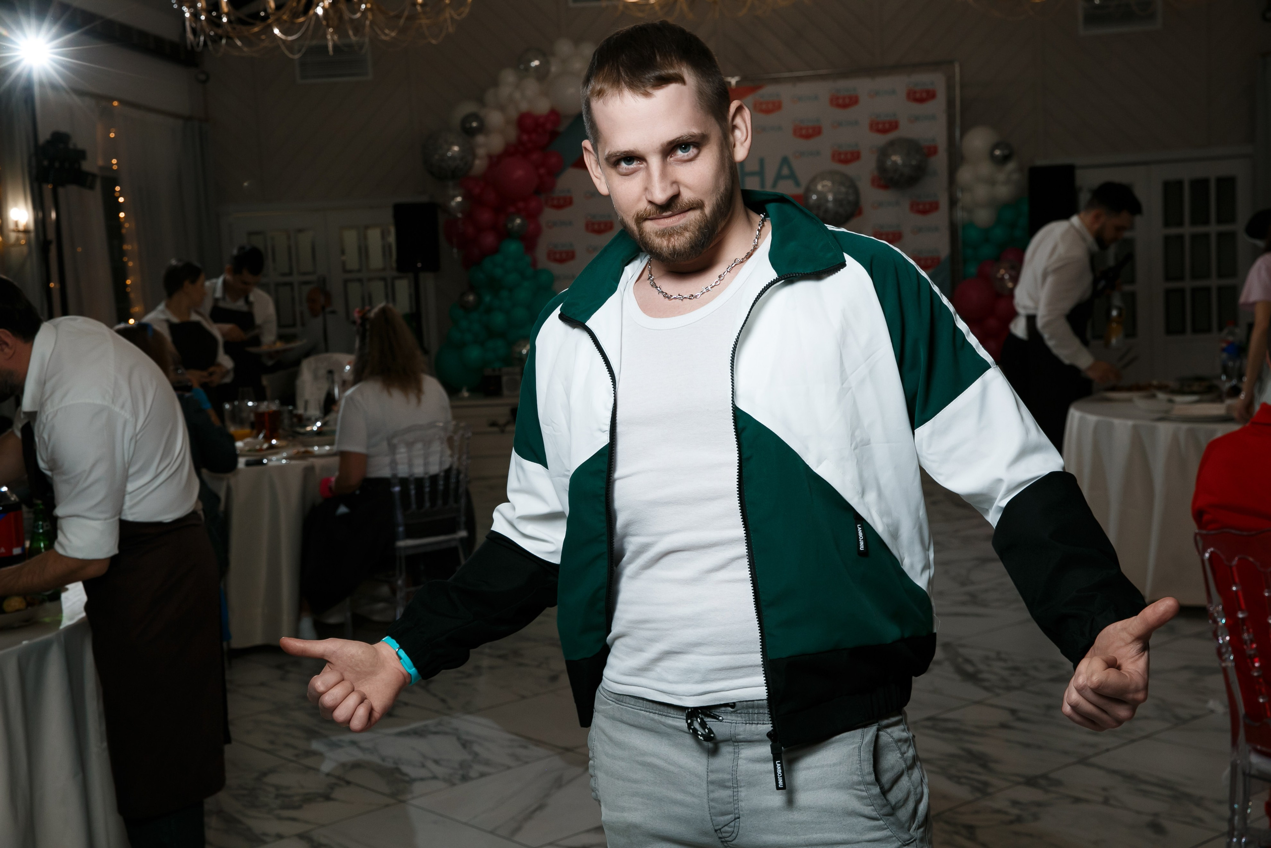 Корпоратив компании Окна 24/7. Свадебный ведущий в Москве Саксофон на свадьбу