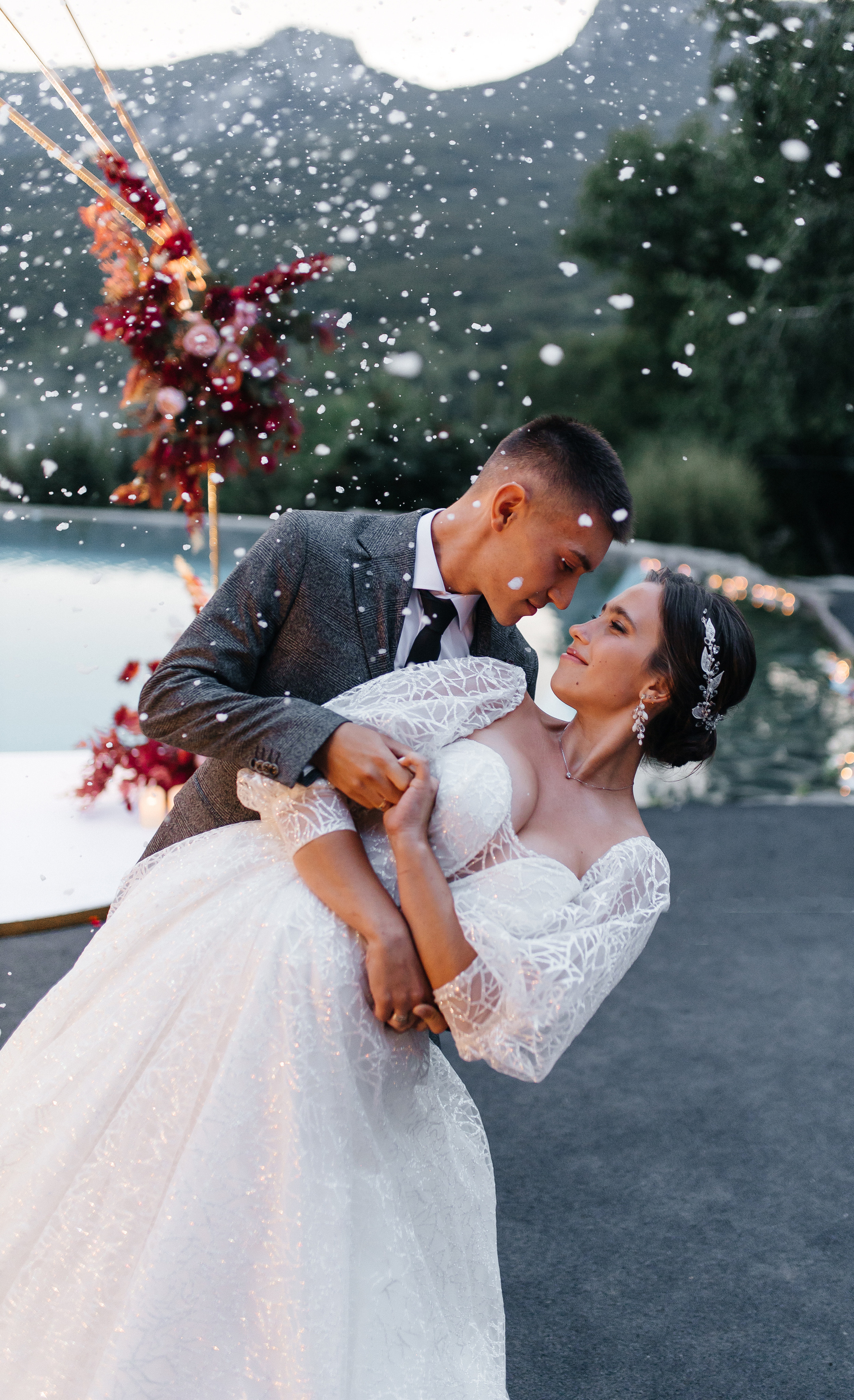 Амир и Саша. Главная