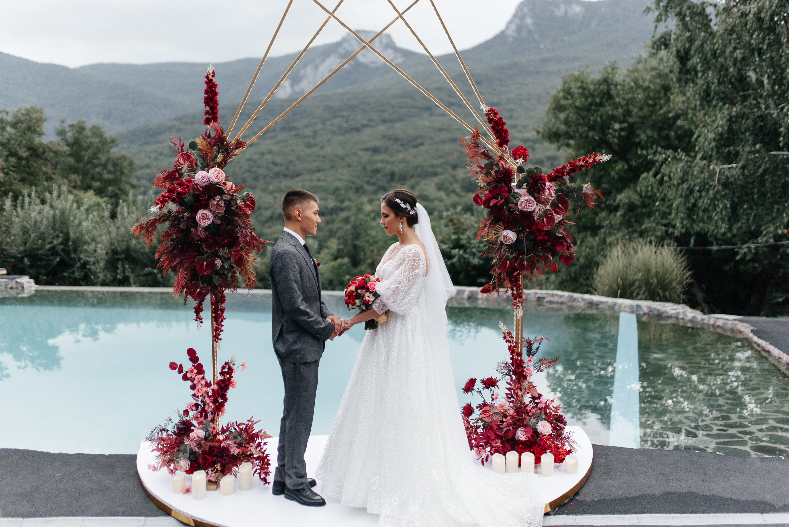 Амир и Саша. Главная