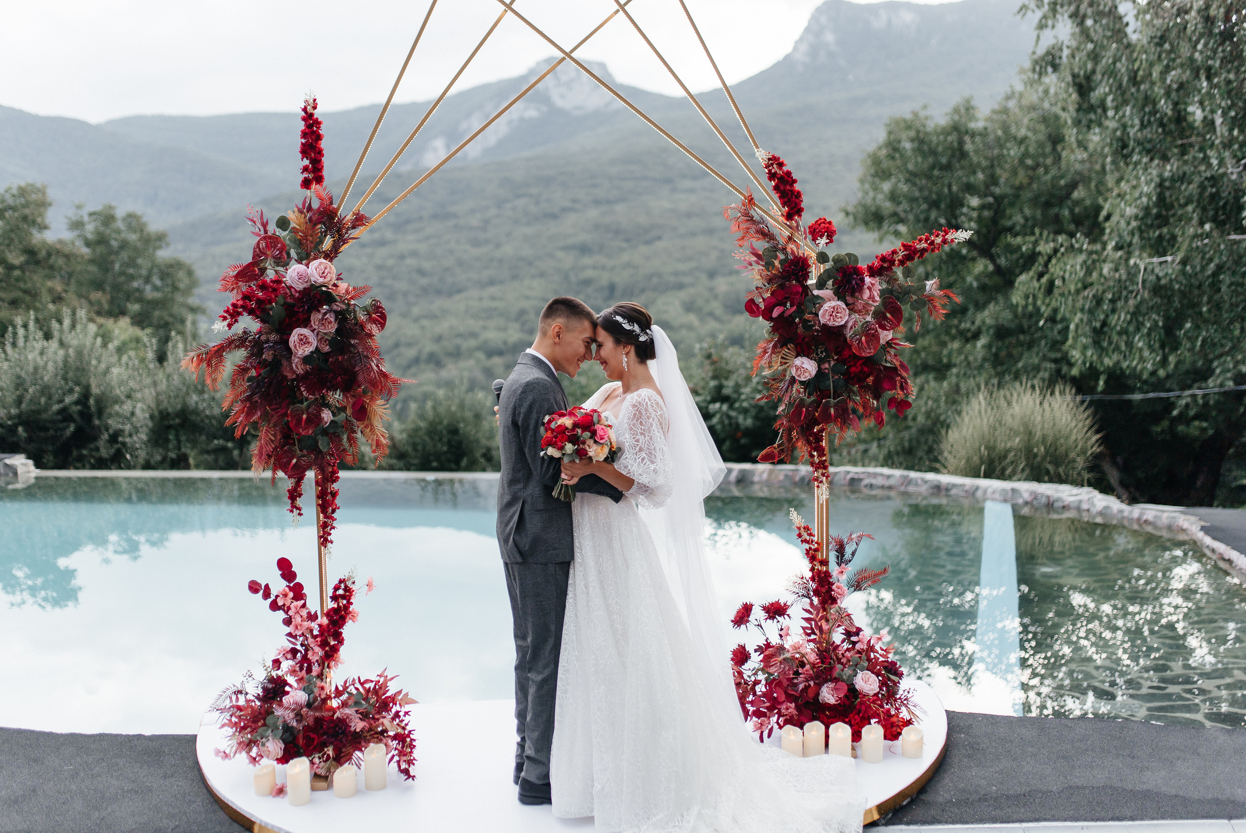 Амир и Саша. Главная