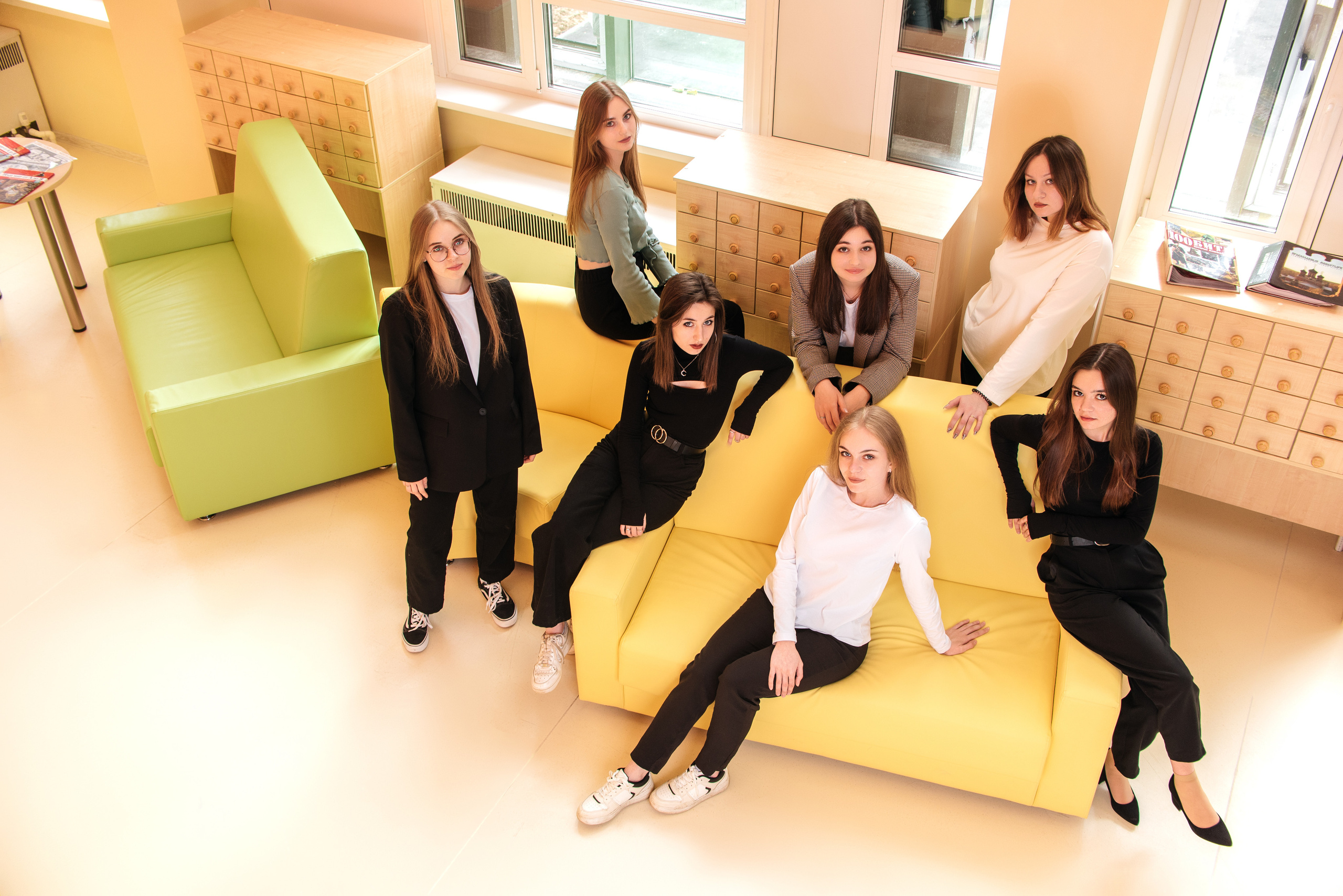 Старшие классы. Выпускные альбома Москва и Московская область