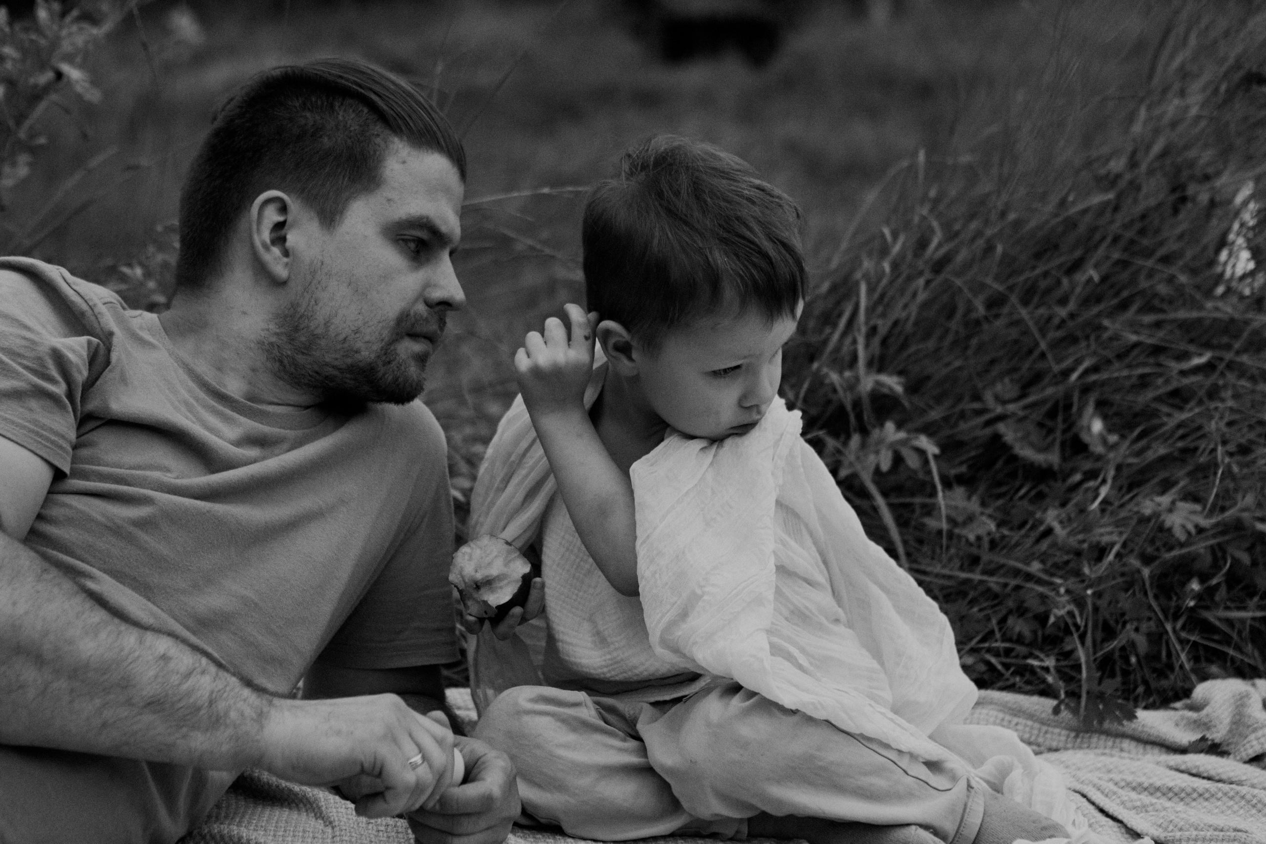 Dasha and the boys. Portrait, family and pet photographer in Cyprus, Ksenia Bourdelle