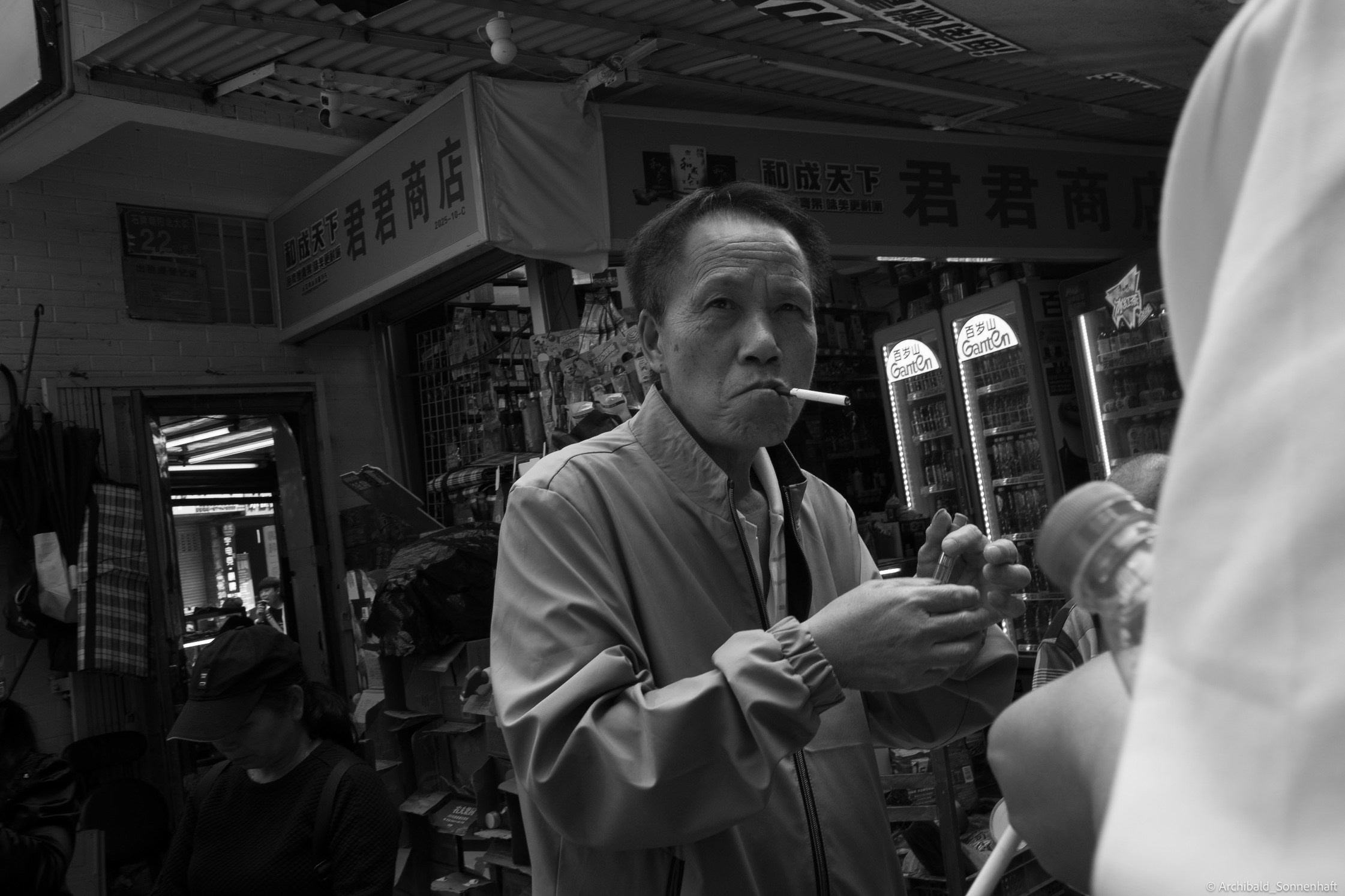 Shipai Urban Village. Photographer in Guangzhou, China. Archibald Sonnenhaft