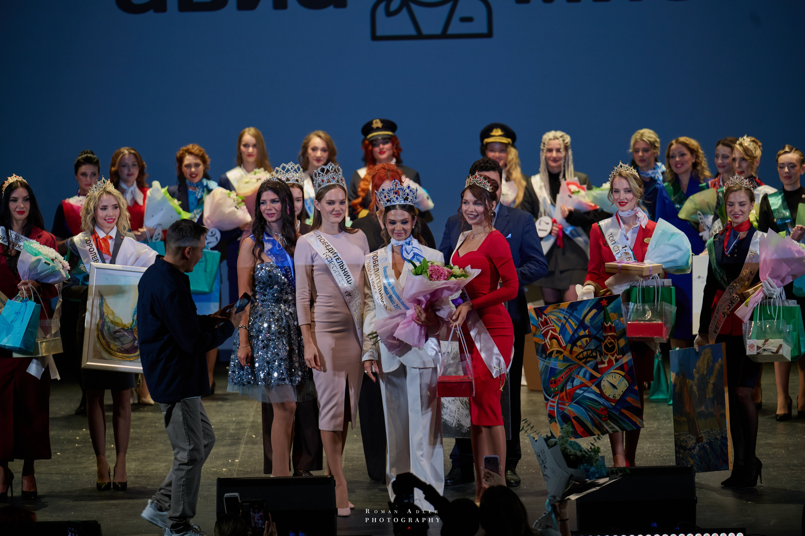 Финал международного конкурса «Топ стюардесс 11 + Авиа Мисс 2025». Фотограф Роман Адлер