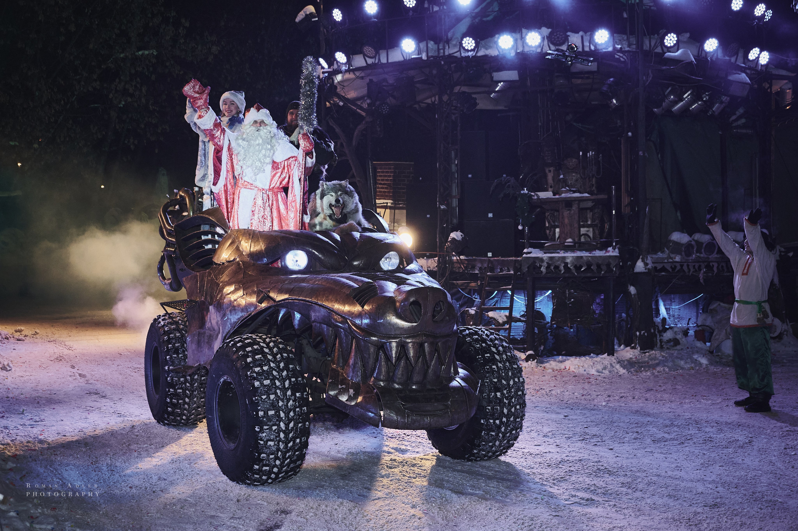 Новогодняя сказка от Ночных волков. Фотограф Роман Адлер