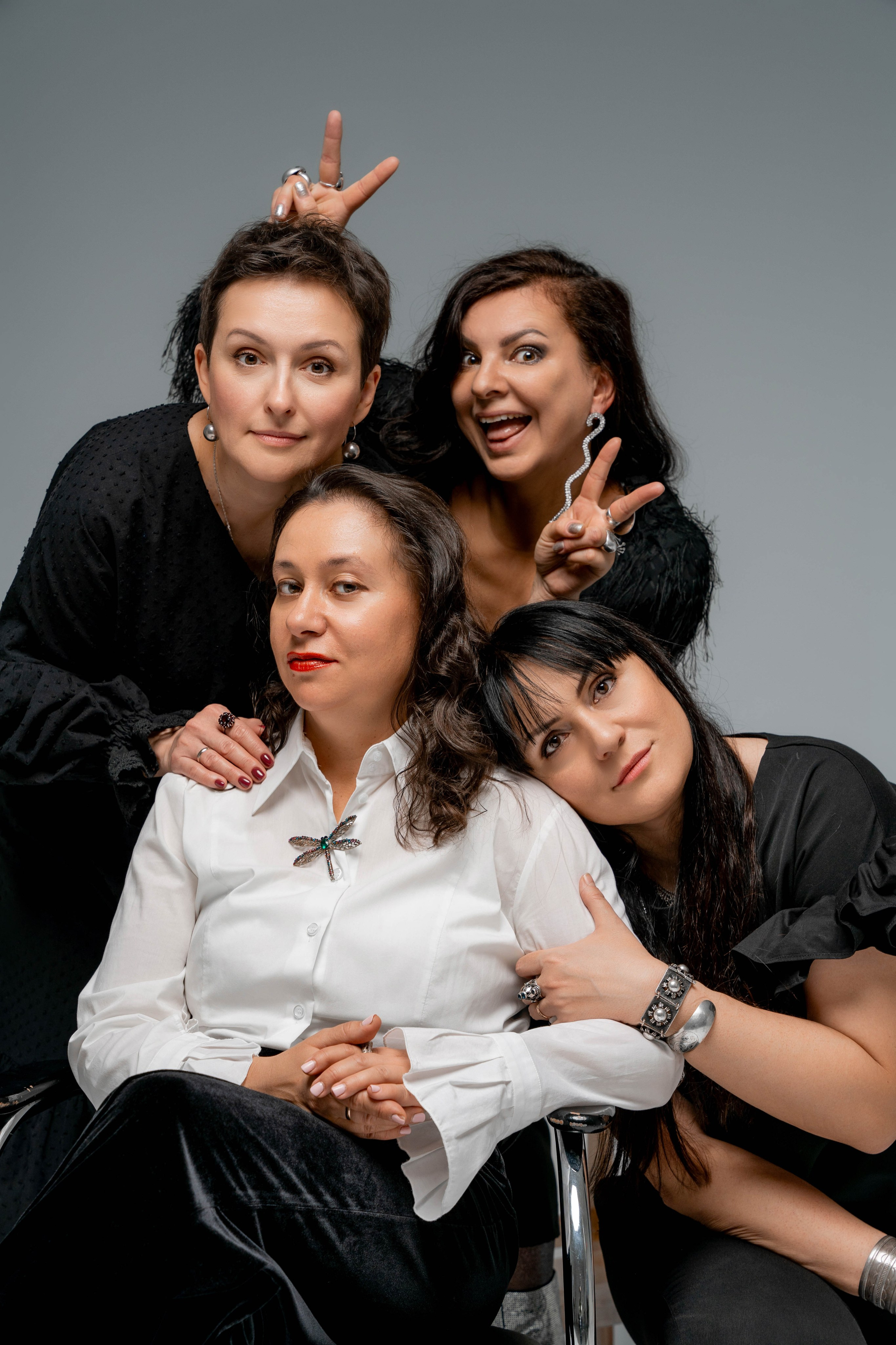 Дружеские фотосессии в студии. Профессиональный фотограф Ковалева Олеся