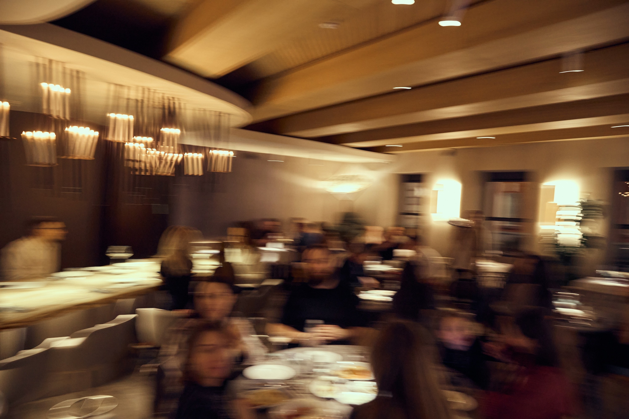 Отзывы о фотографе Виталии Кулешове в Москве. Будем рады поделиться. Контентный и репортажный фотограф Виталий Кулешов | Москва