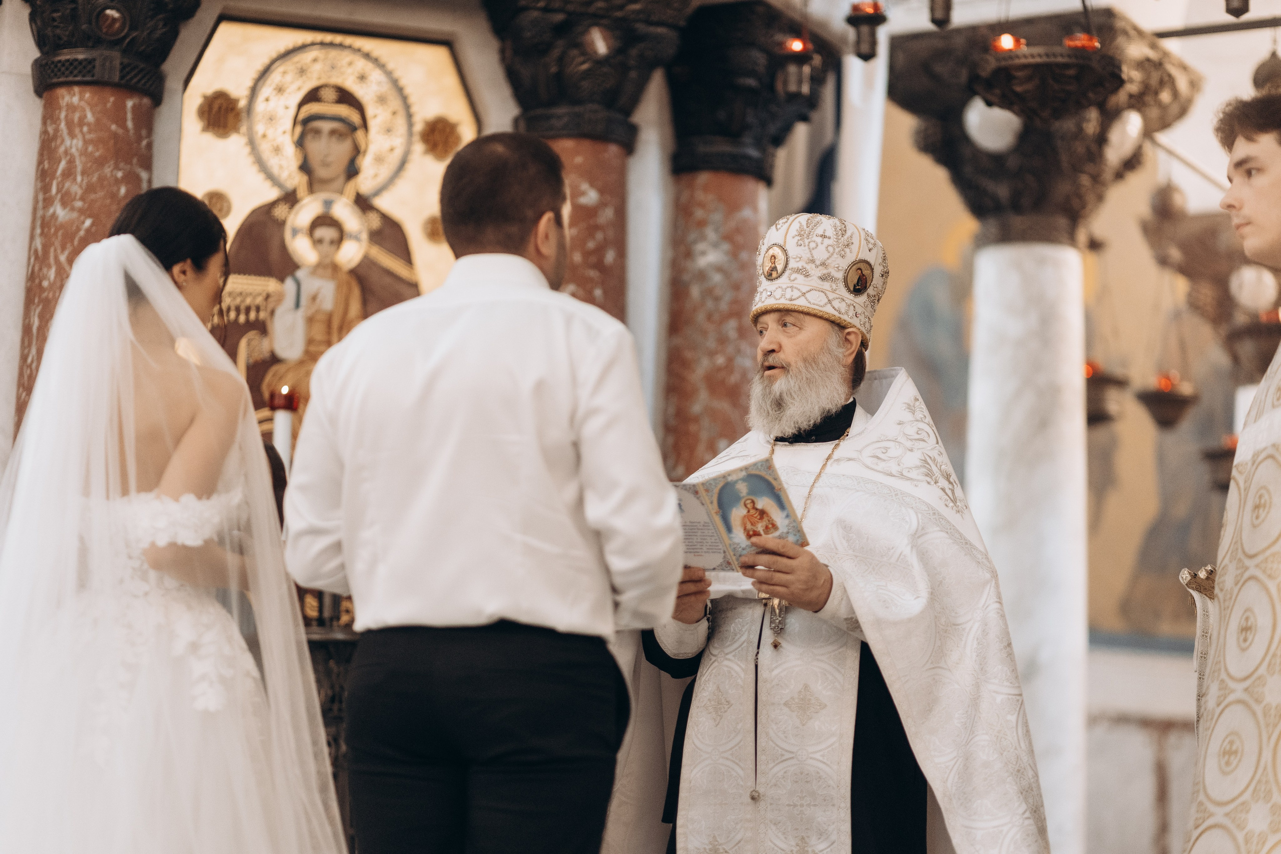 Венчание Кати и Артура в Кронштадте. Фотограф Артем Бросов в Санкт-Петербурге и Дубае