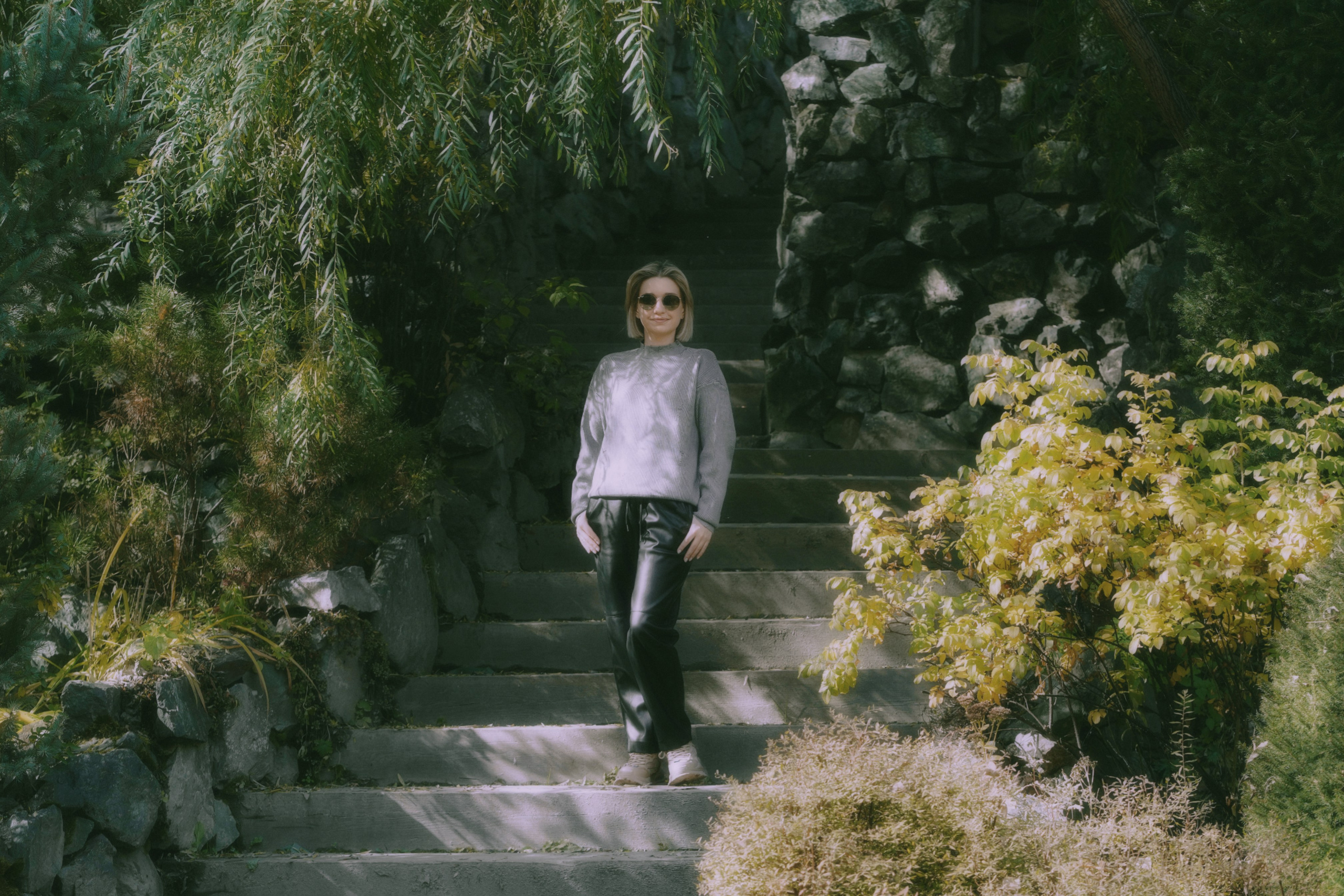 Межсезонье в Саду Пионов. Выездной фотограф-видеограф в Республике Алтай Солоны Куюкова