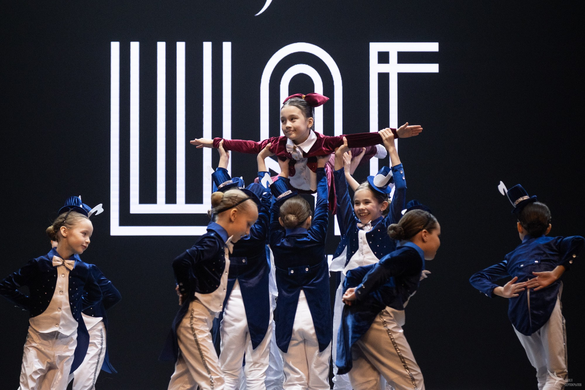 Отчетный концерт студии танца «ШАГ». Репортажный фотограф в Казани Павел Серпокрылов