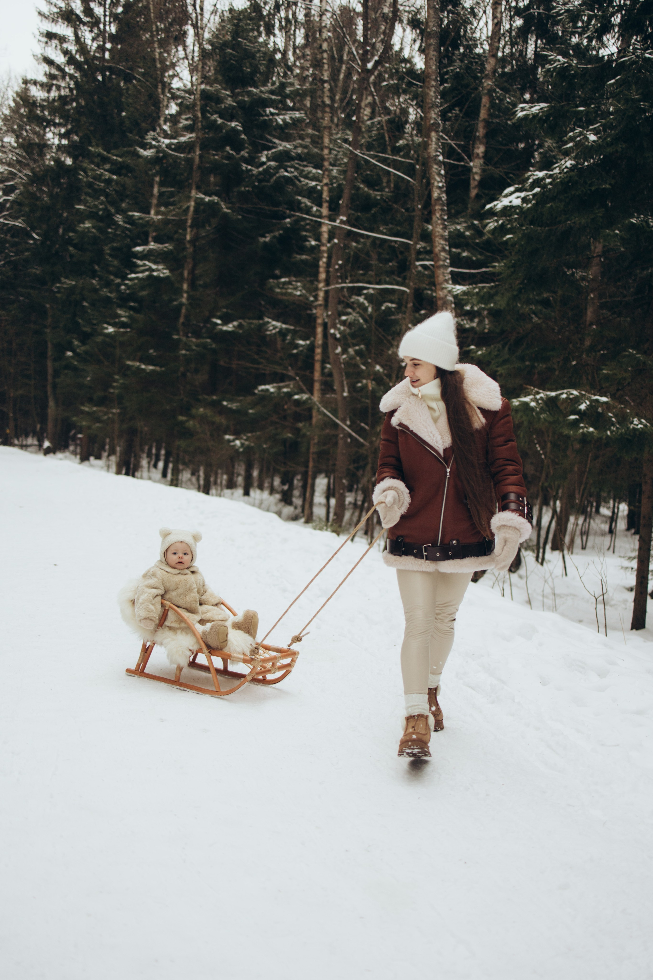 Снежный лес. Семейный фотограф в Москве Виктория Ястребинская