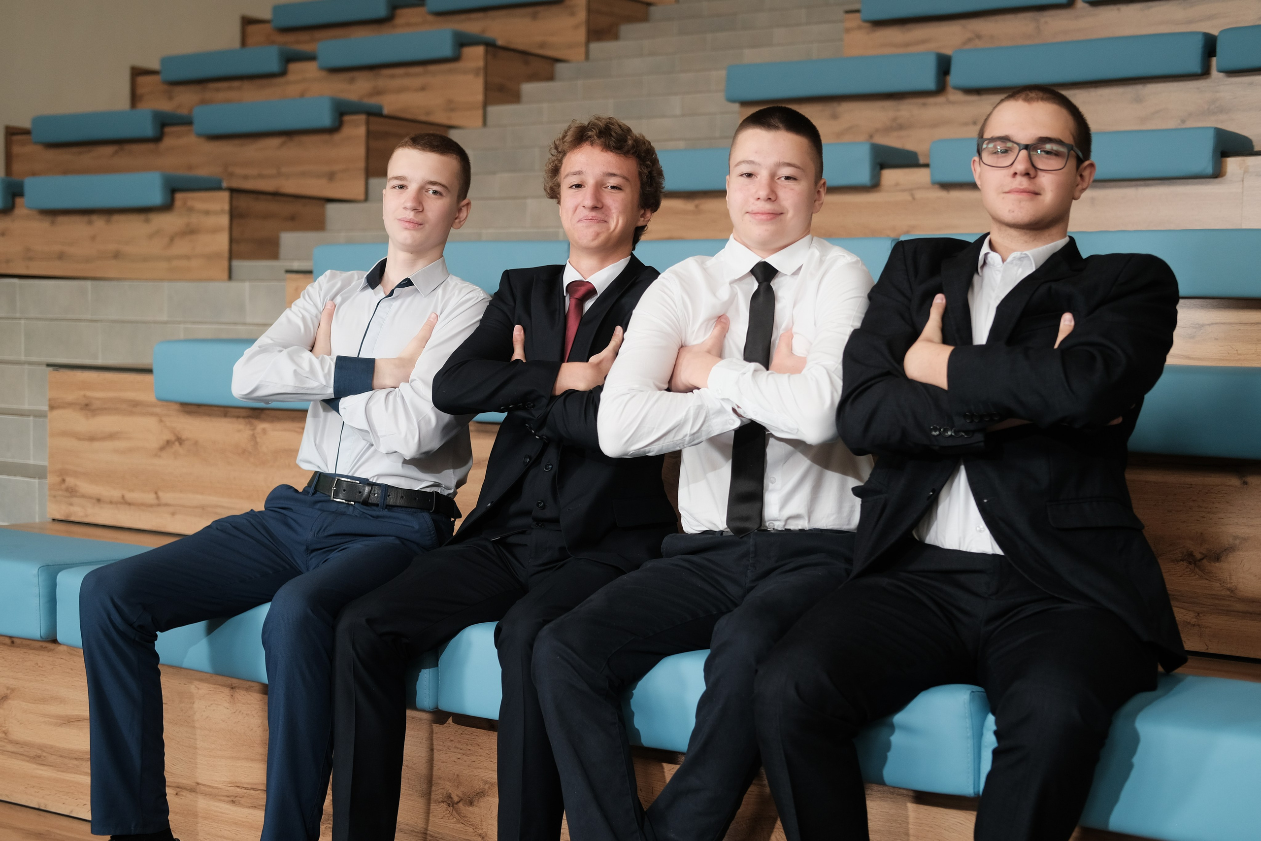 Выпускники. Фотограф Елена Дегтярева. Семейная, детская и школьная фотография в Тюмени. Яркие и живые снимки, которые сохранят историю вашей семьи