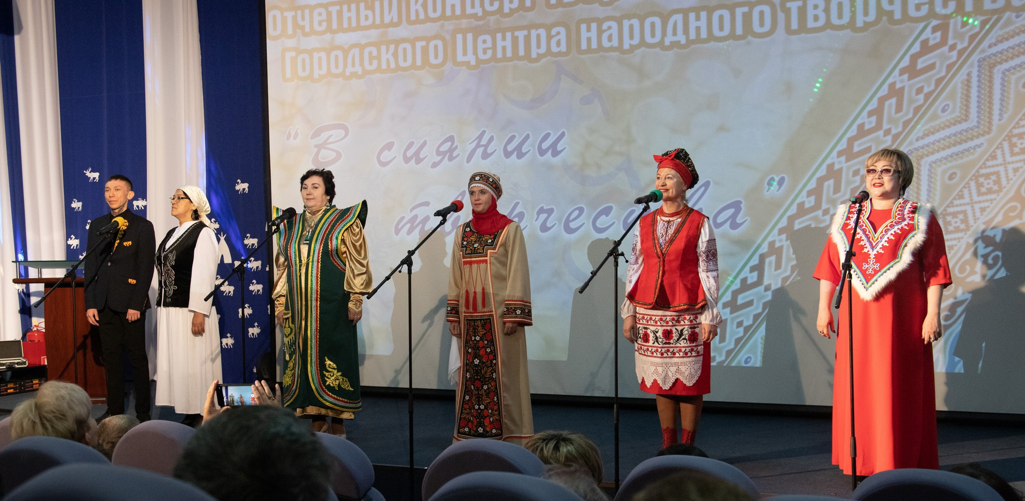 Концерт ГЦНТ. Фотограф Эдуард Алмадаков