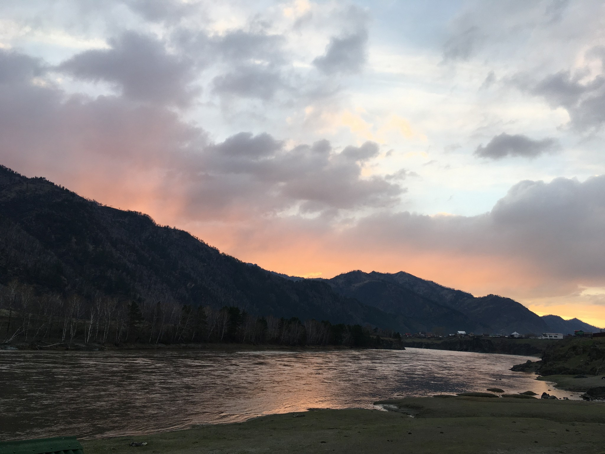 Катунь. Фотограф Эдуард Алмадаков