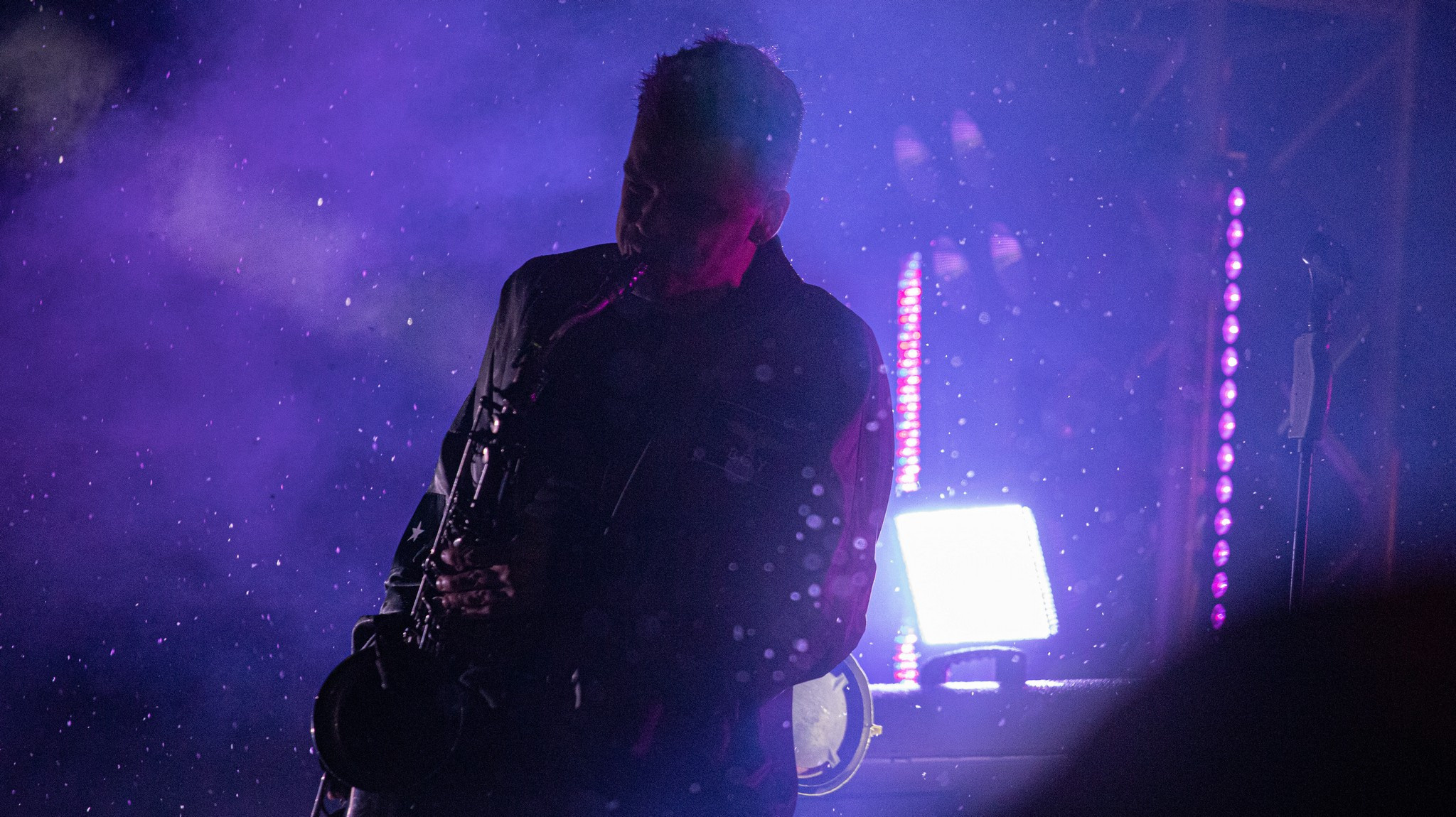 Фото с концерта. Фотограф Эдуард Алмадаков