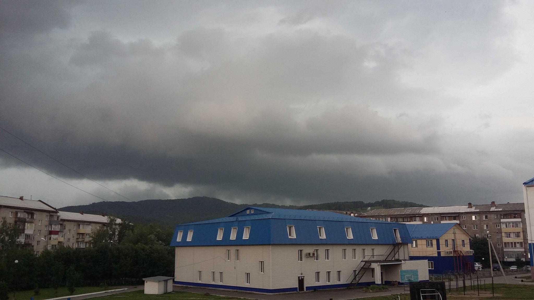 Горно-Алтайск. Фотограф Эдуард Алмадаков