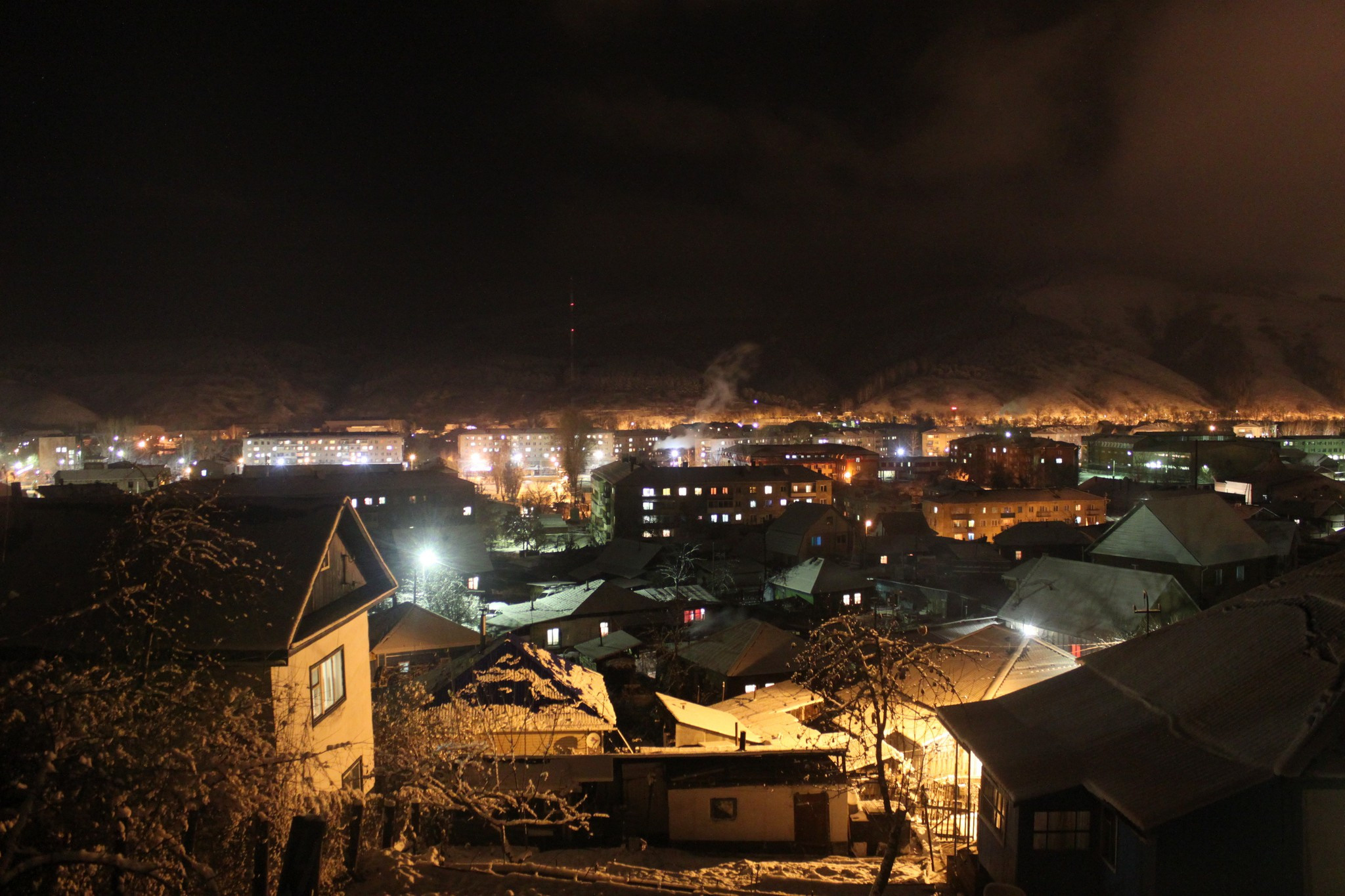 Горно-Алтайск. Фотограф Эдуард Алмадаков