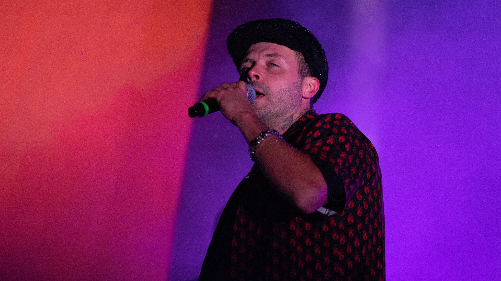 Фото с концерта. Фотограф Эдуард Алмадаков