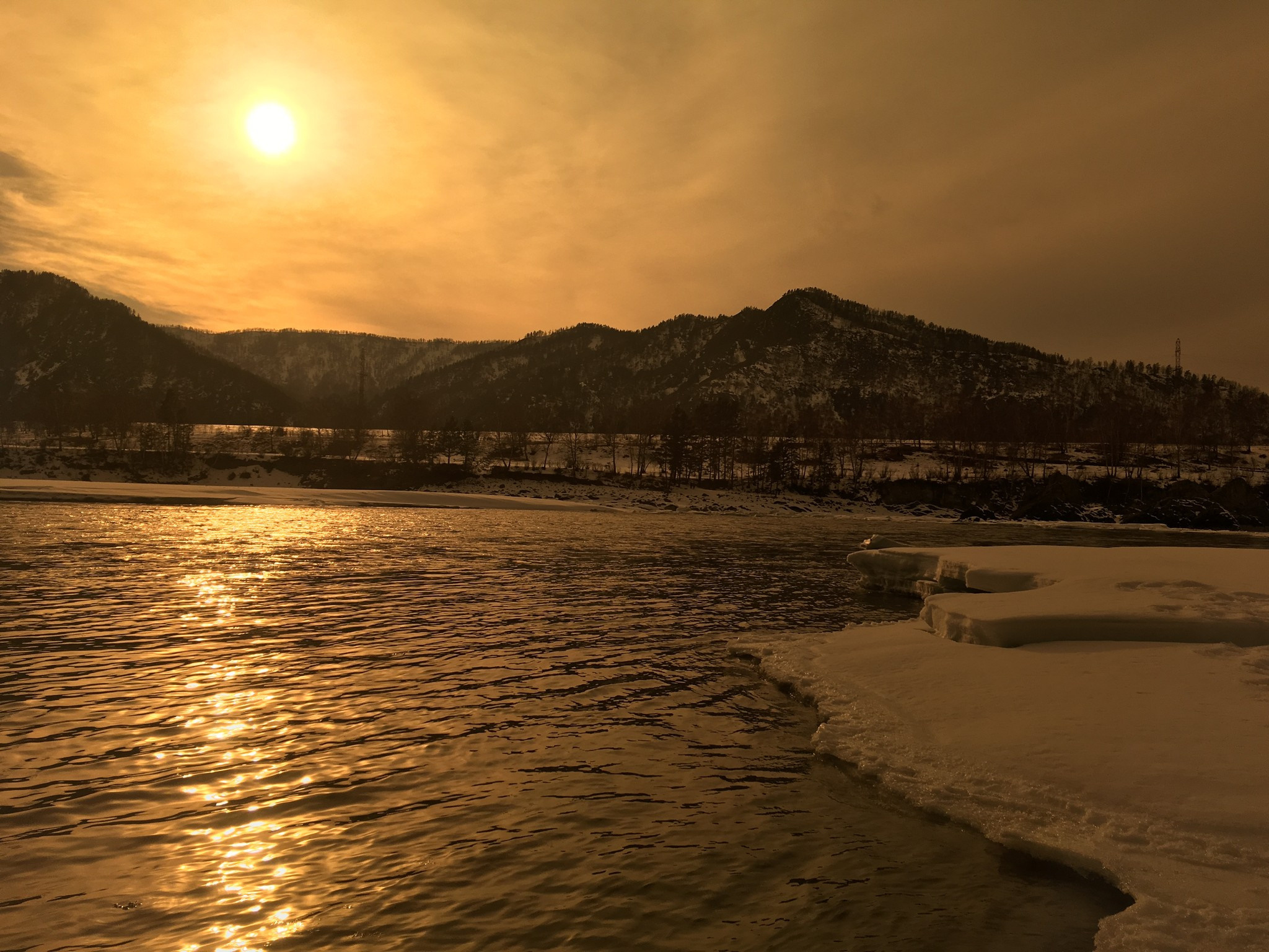 Катунь. Фотограф Эдуард Алмадаков