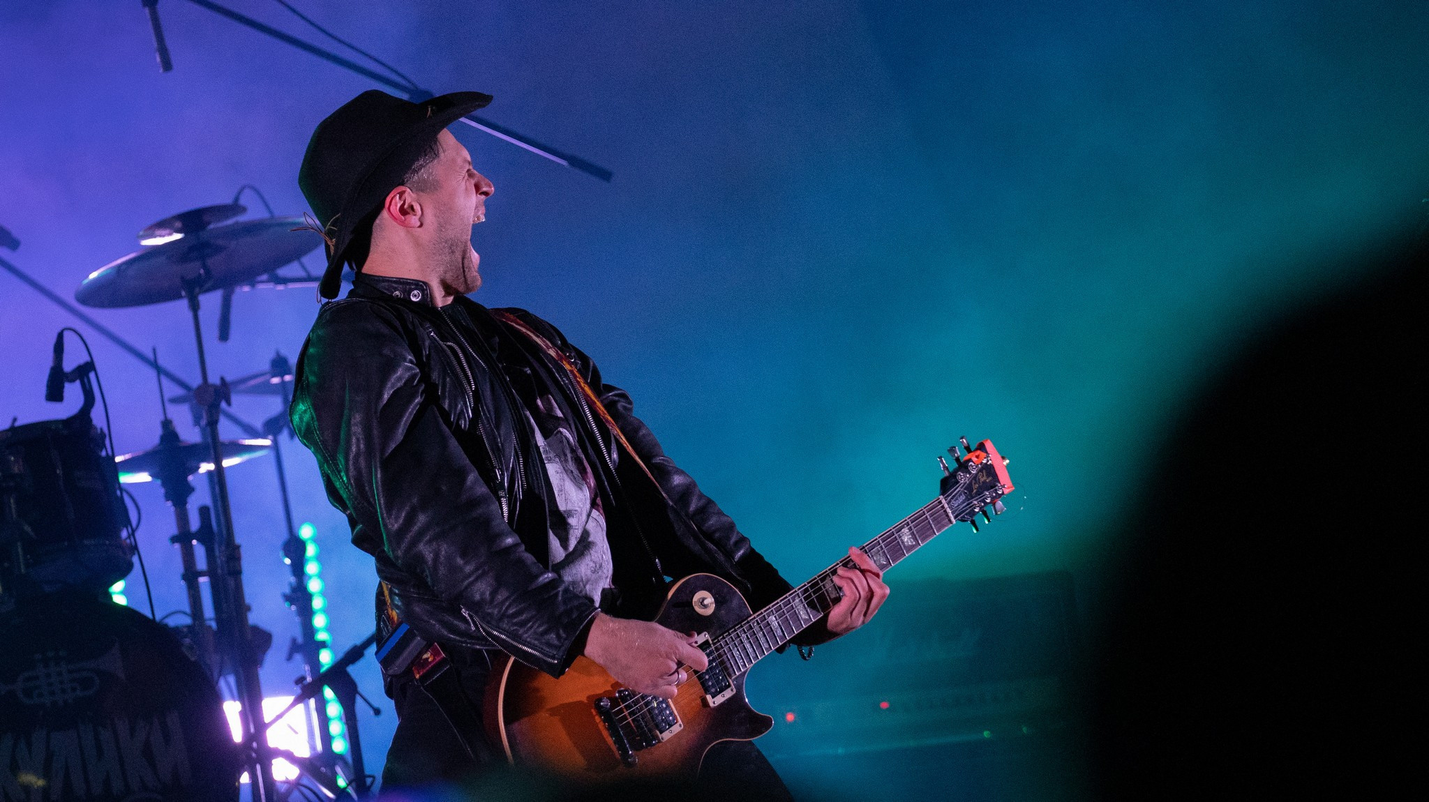 Фото с концерта. Фотограф Эдуард Алмадаков