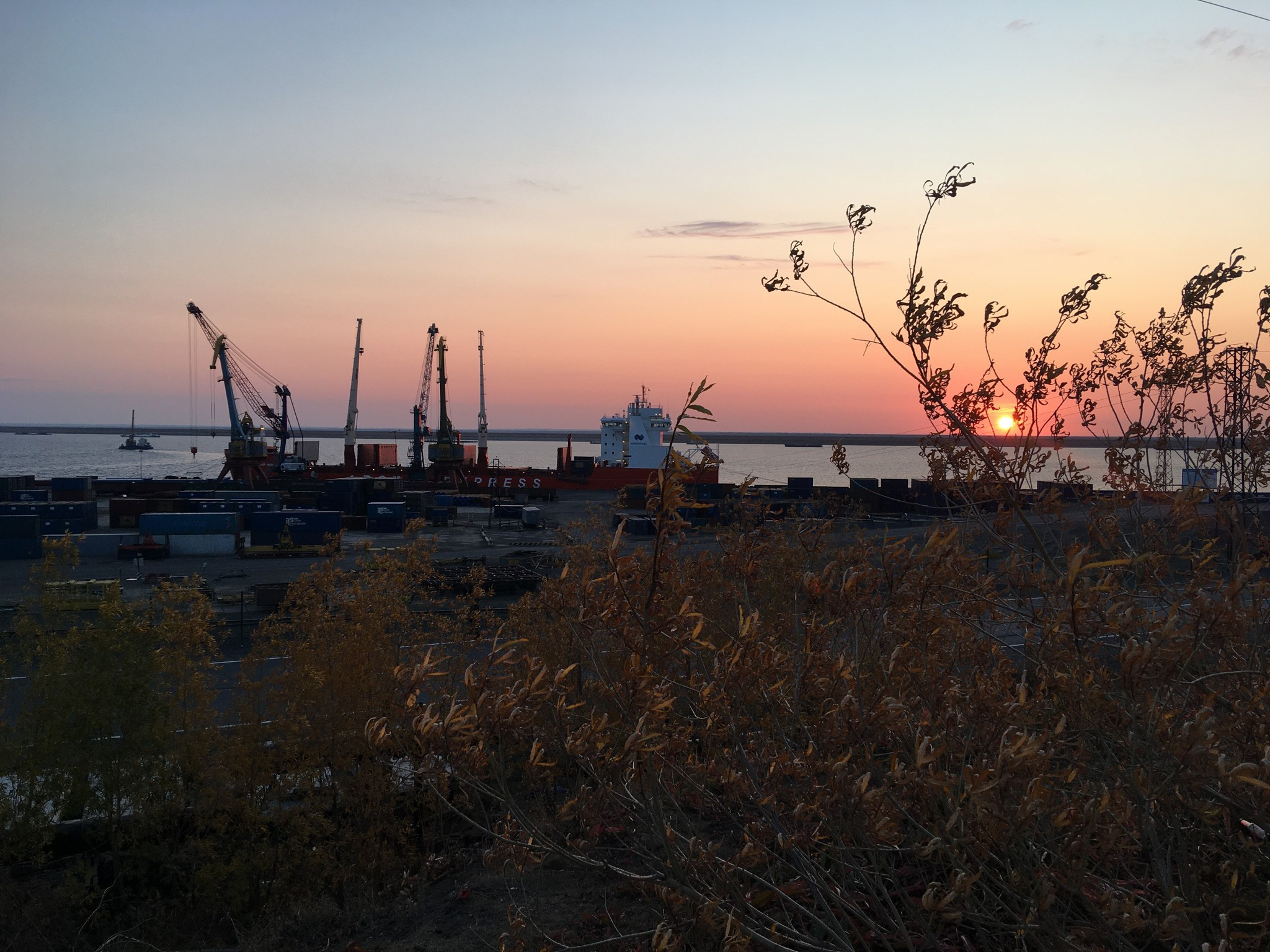 Дудинка. Фотограф Эдуард Алмадаков