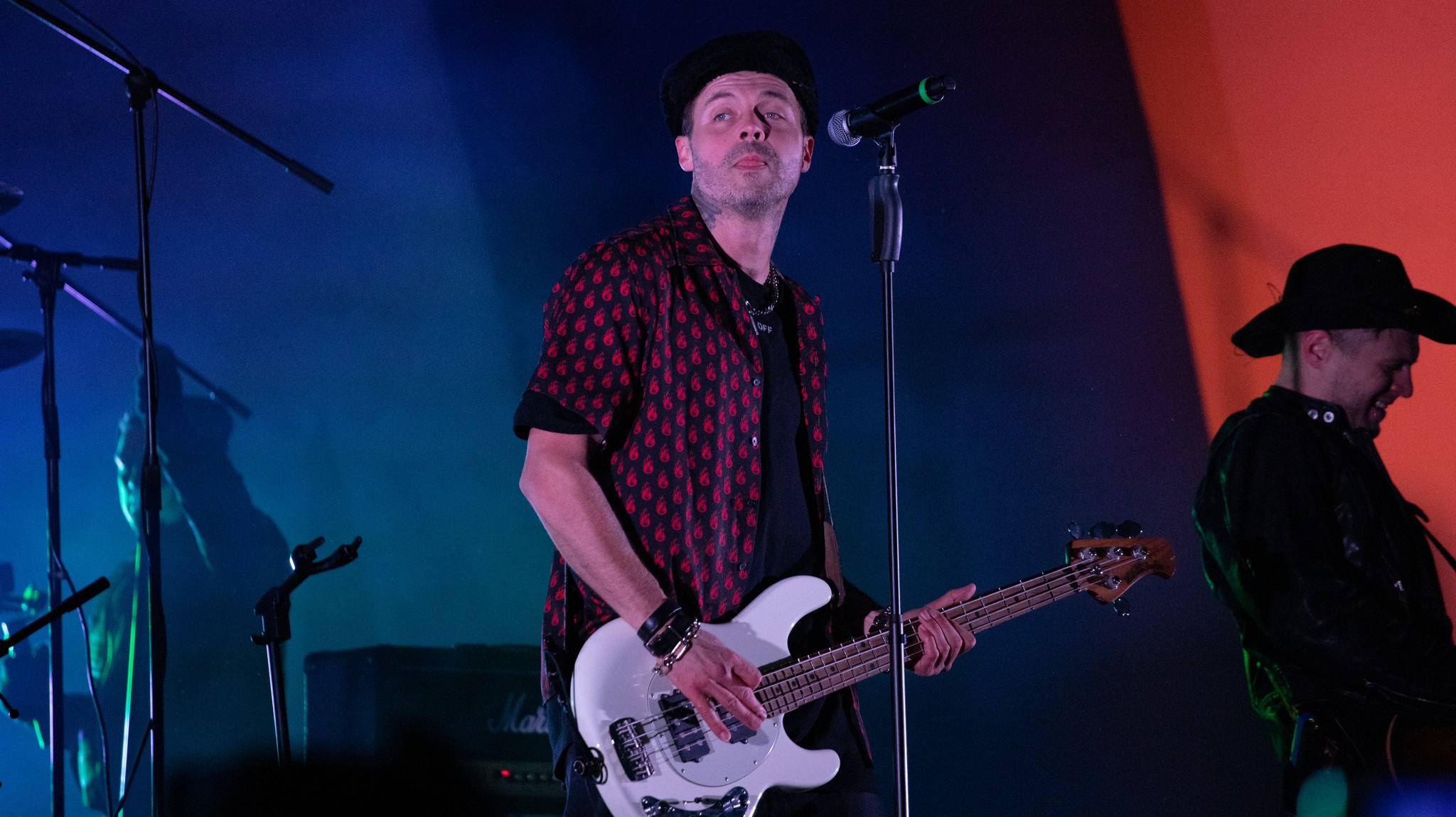 Фото с концерта. Фотограф Эдуард Алмадаков