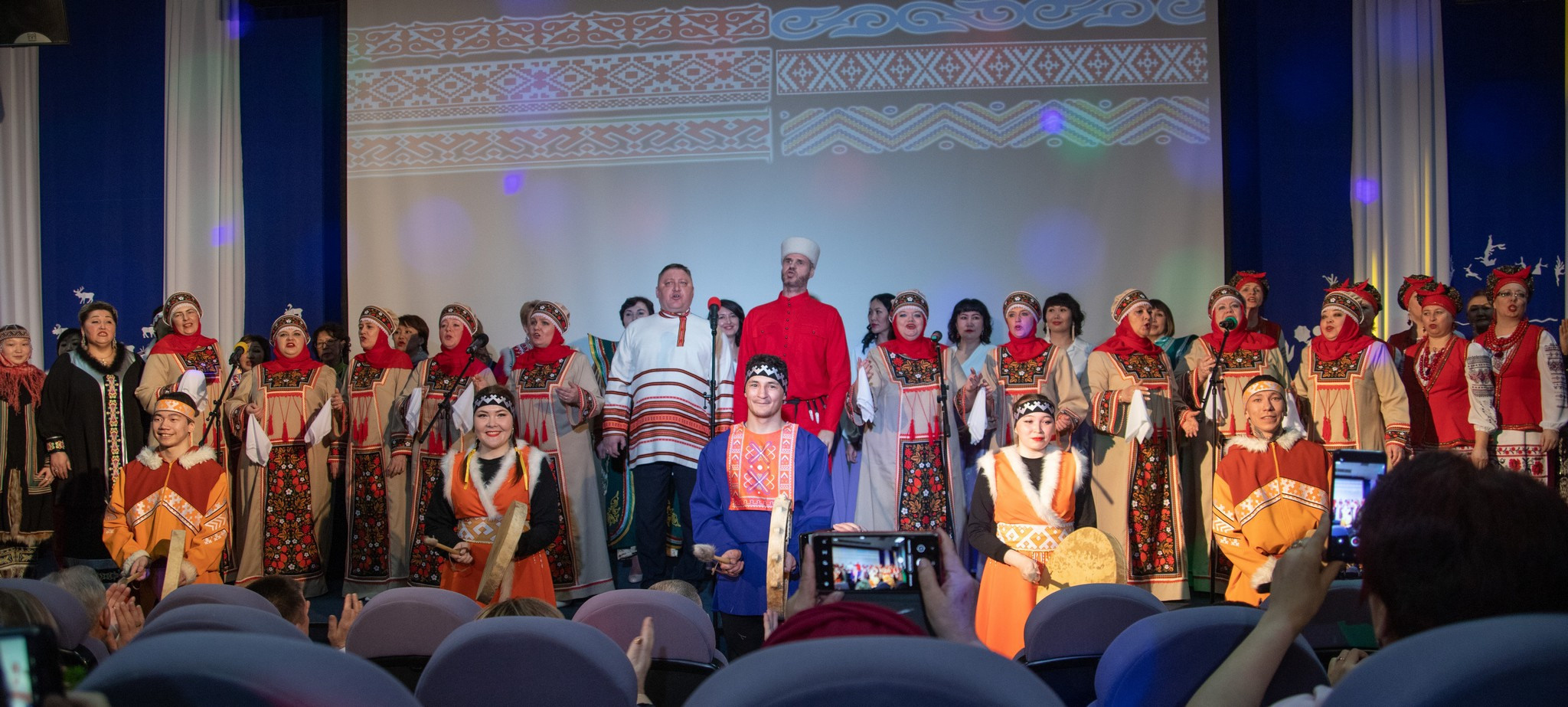 Концерт ГЦНТ. Фотограф Эдуард Алмадаков