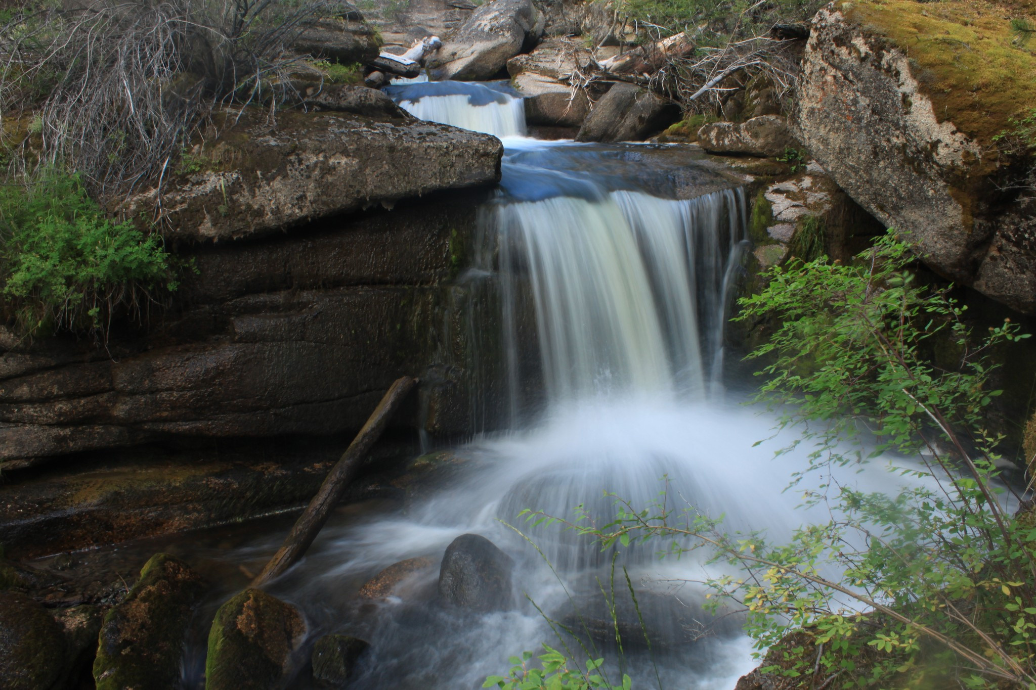 Саратанский водопад. Фотограф Эдуард Алмадаков