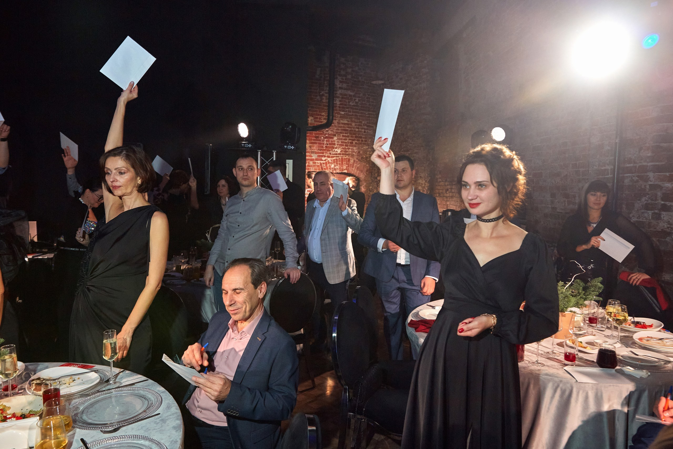 Компания Clarity / Пространство HIDE. Антон Артюшин, портретный фотограф. Москва