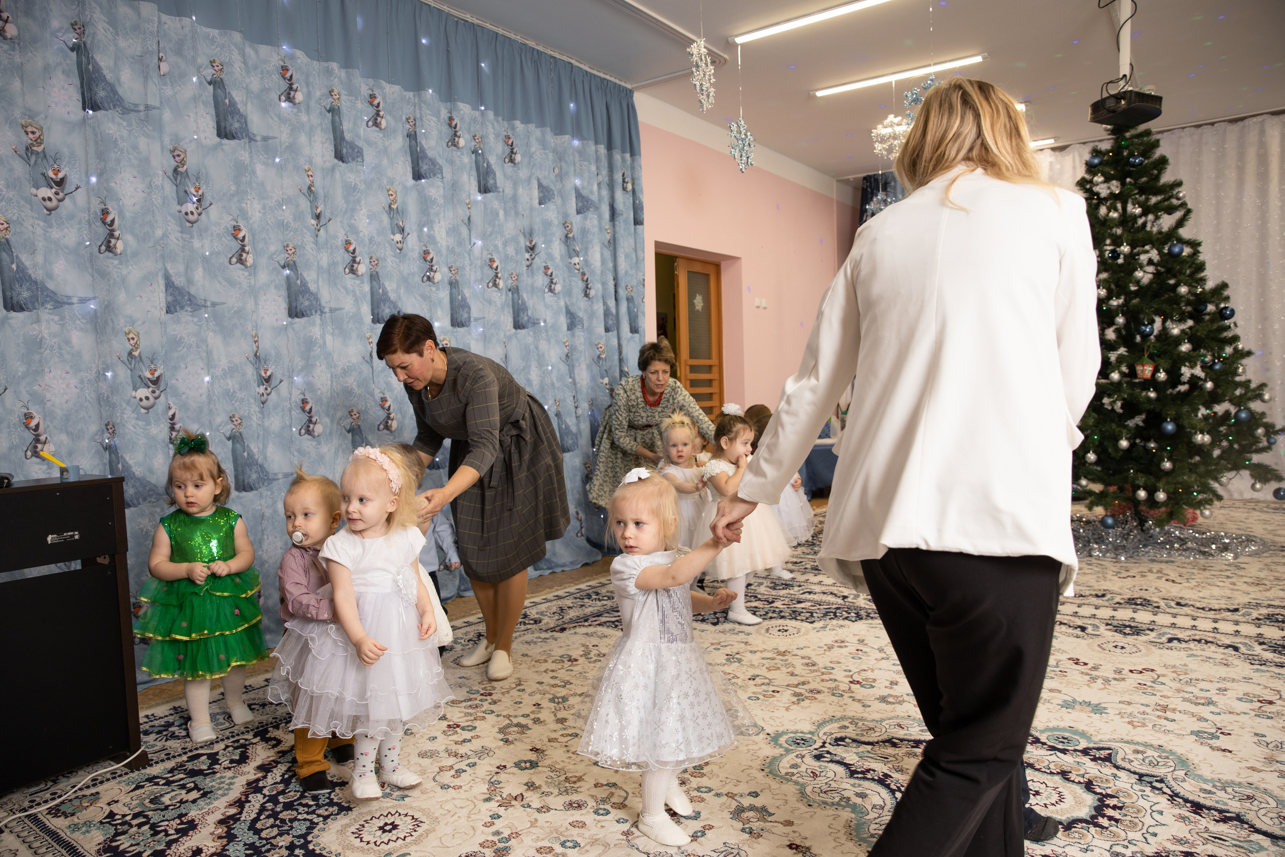 Новогодний утренник Успех. Фотограф в Железнодорожном и Балашихе