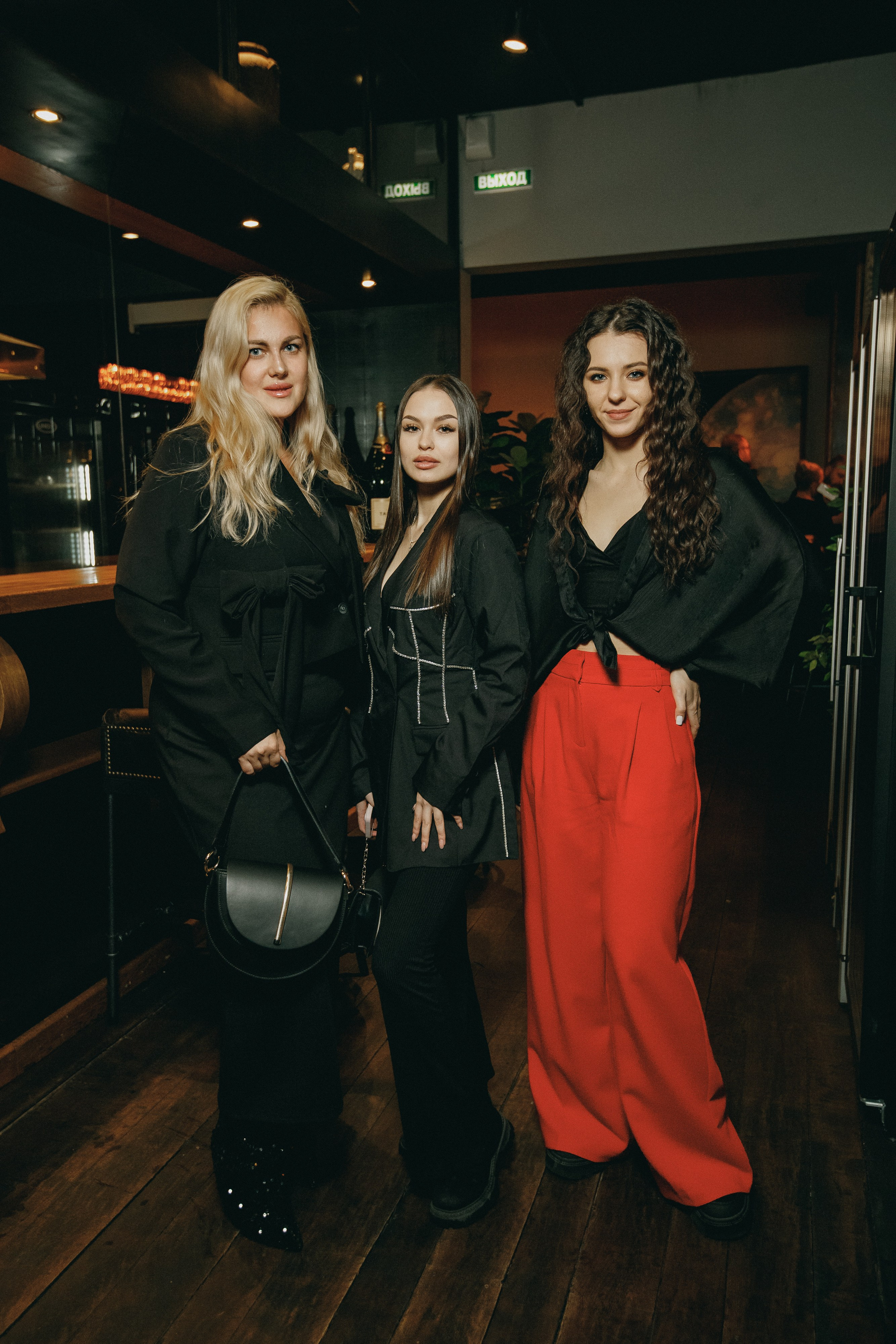 Музыкально-поэтический вечер с Иваном Засухиным. СВОИ. ФОТООТЧЕТЫ-СОБЫТИЯ-МЕСТА