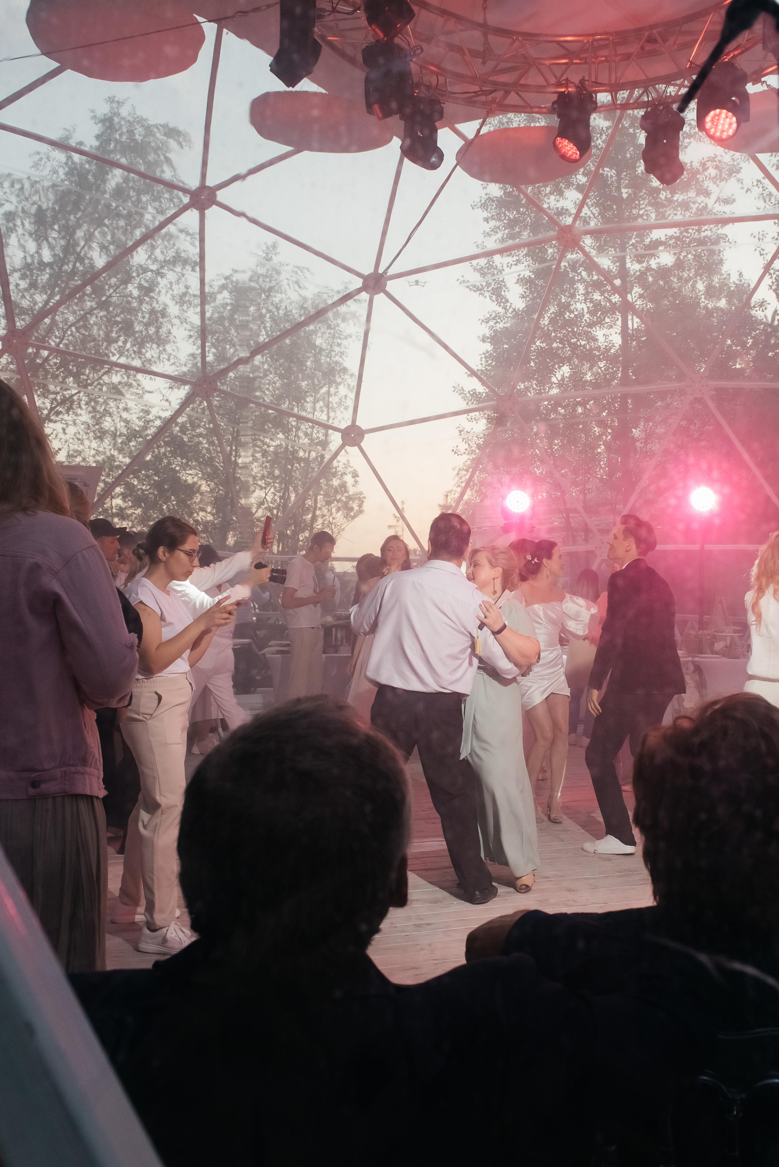 Лесная сфера. Свадебный и семейный фотограф в Новосибирске Наталья Зорина