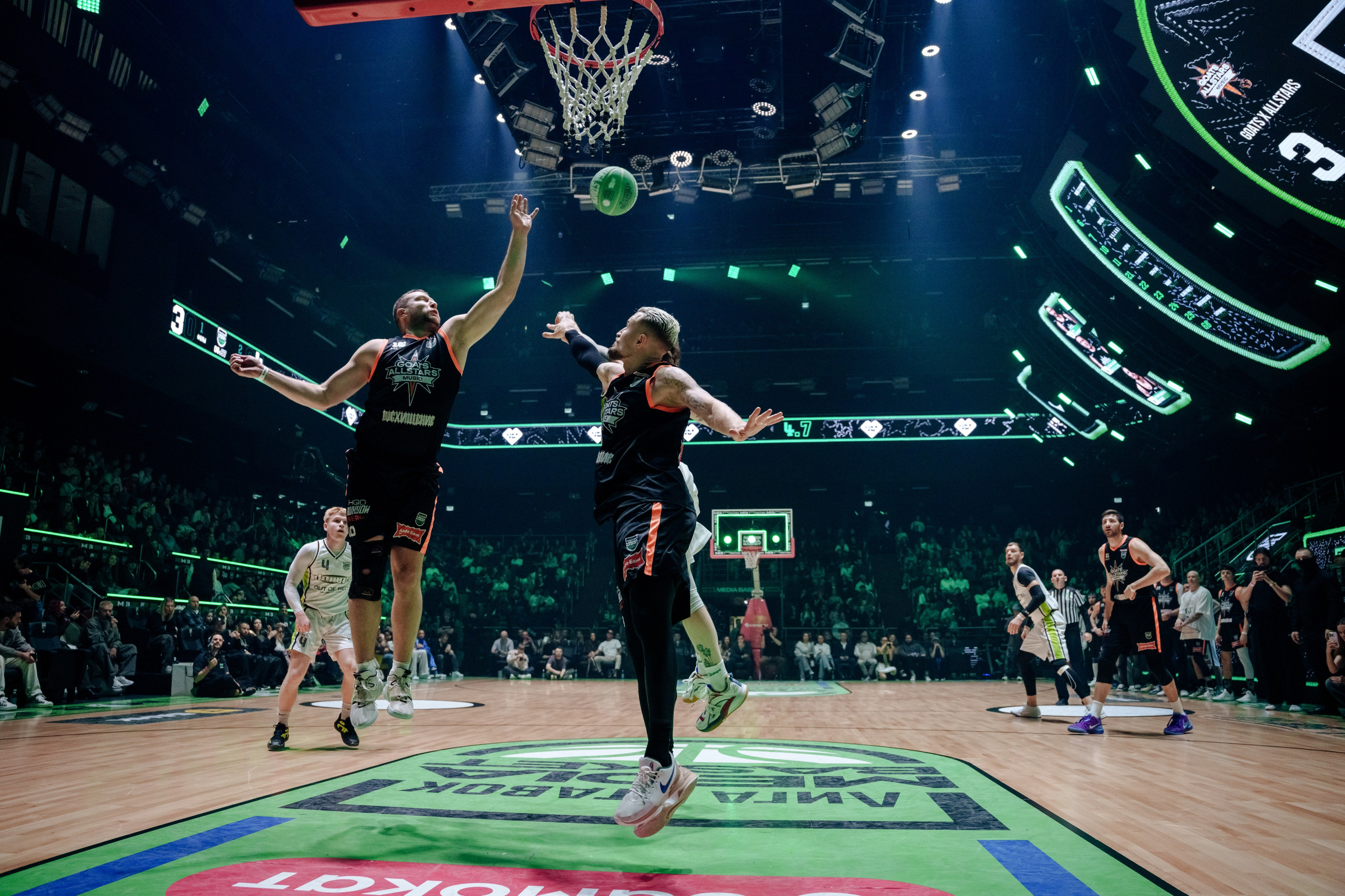Media Basket. Репортажный фотограф Москва Сергей Дружинин