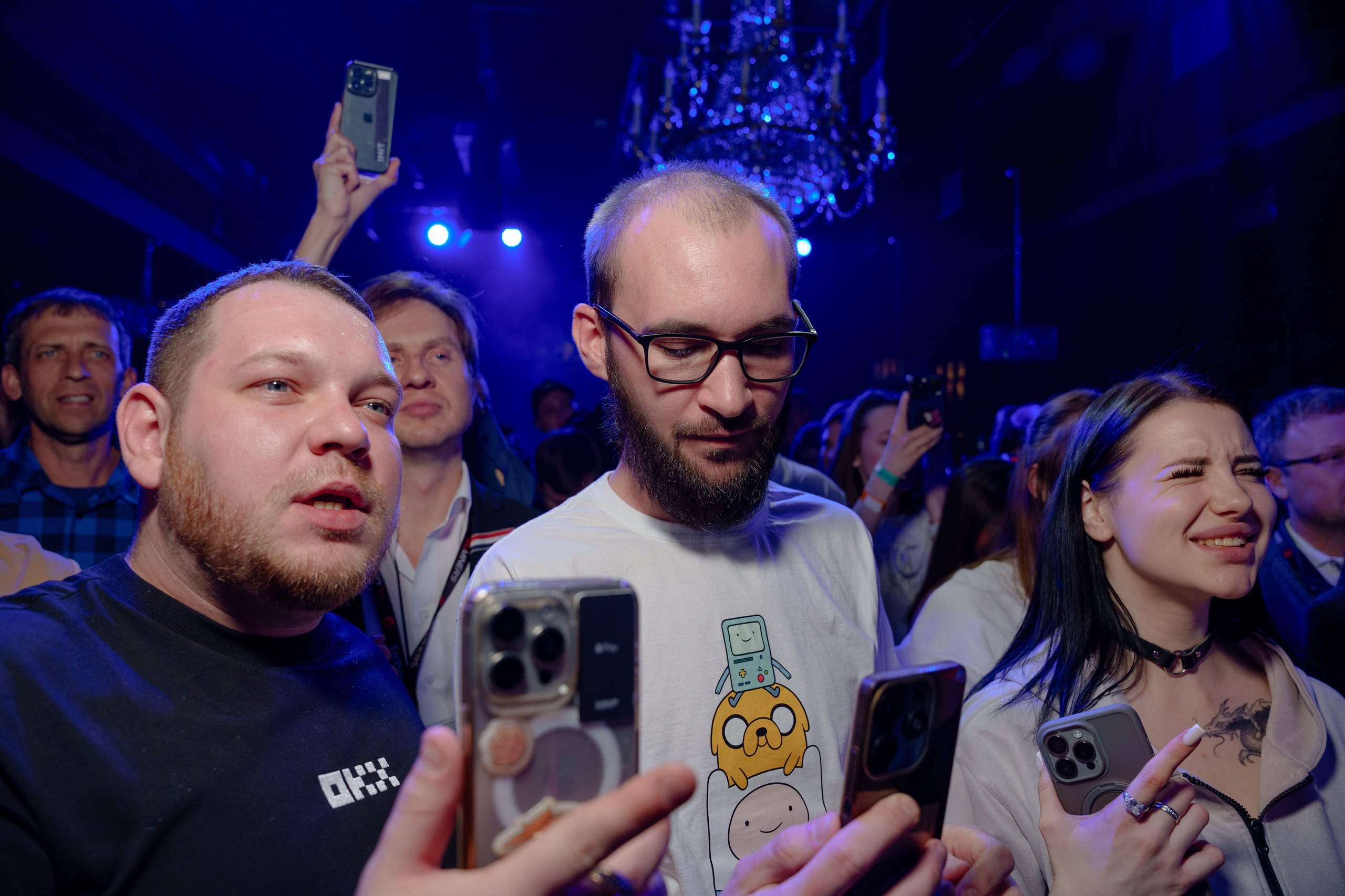 Crypto Summit 2024 After Party в SMOKE DOG. Репортажный фотограф Москва Сергей Дружинин