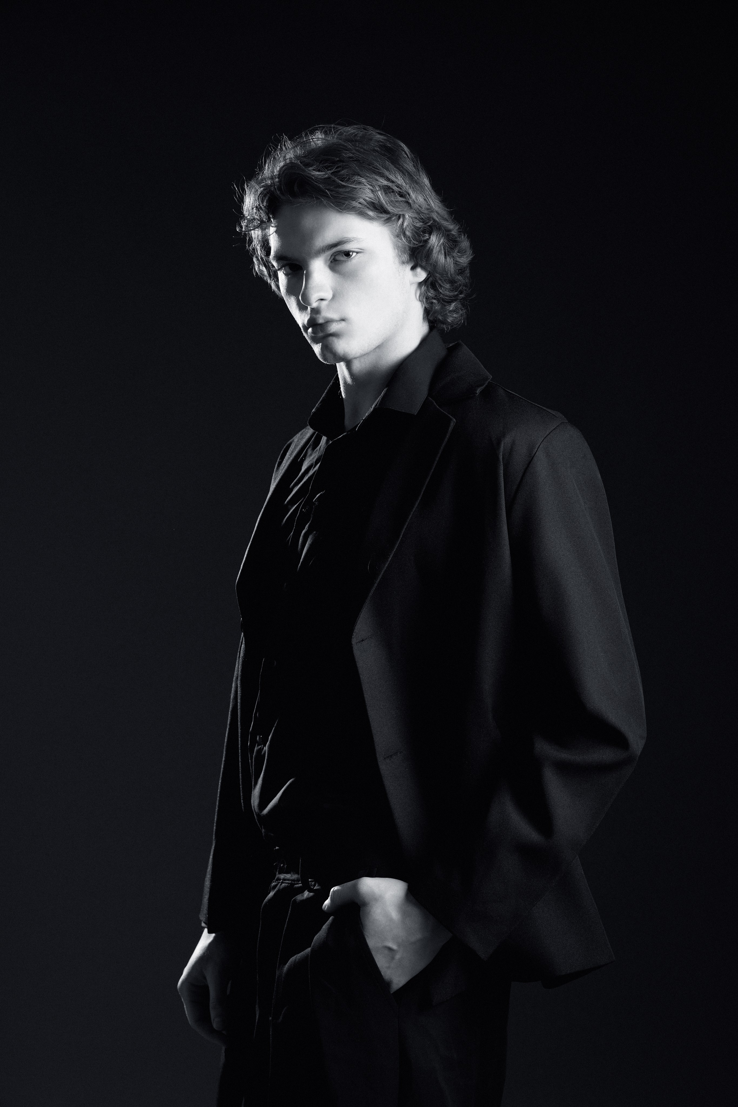 Мужское портфолио модели. Портретный фотограф в Москве Павел Горчаков