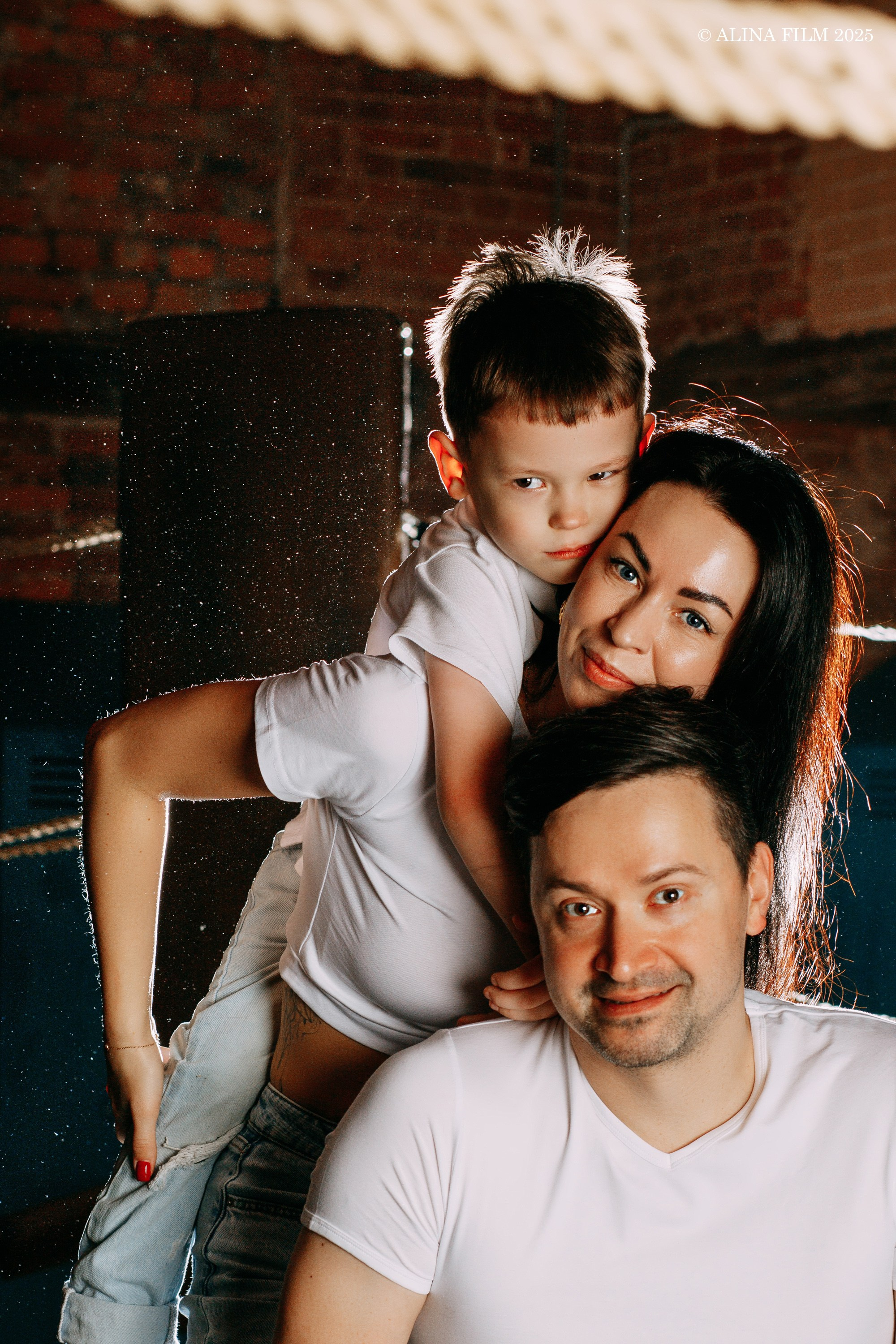 Семейная фотосессия на ринге. Фотограф в Санкт-Петербурге Alina Film