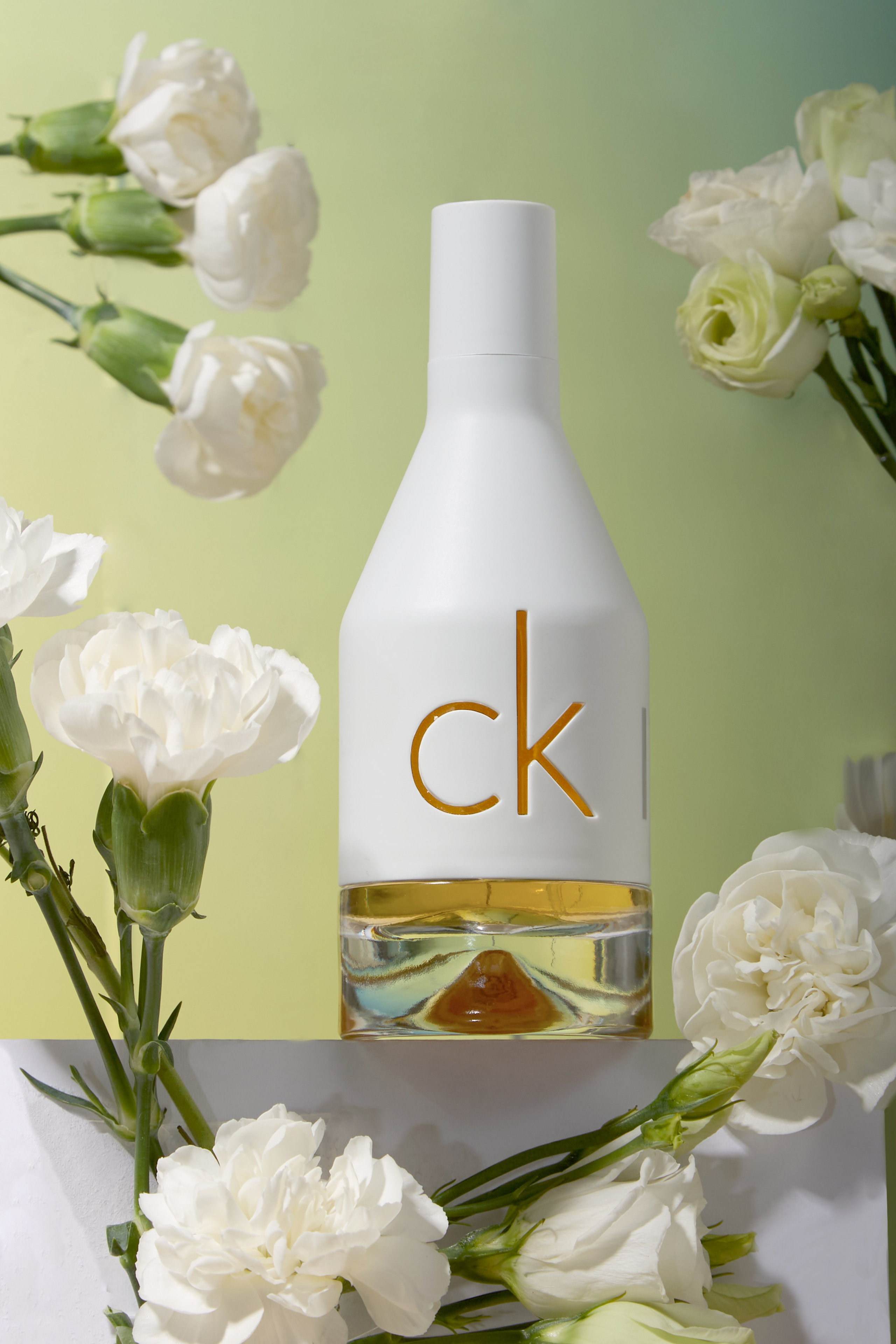 Косметика, парфюмерия, диффузоры, свечи. Динара Манурова. Предметный фотограф в Москве